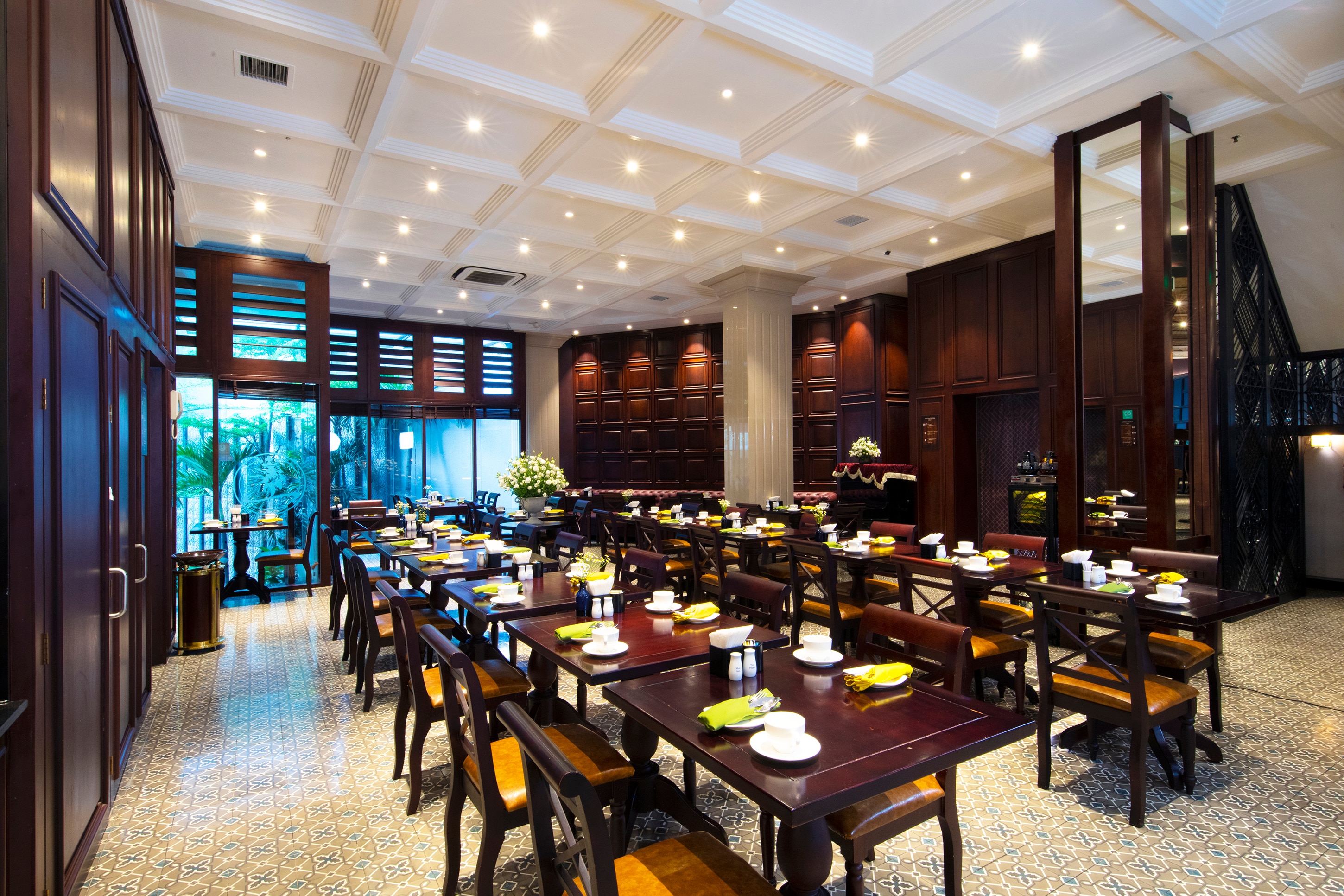 Bonjour Restaurant