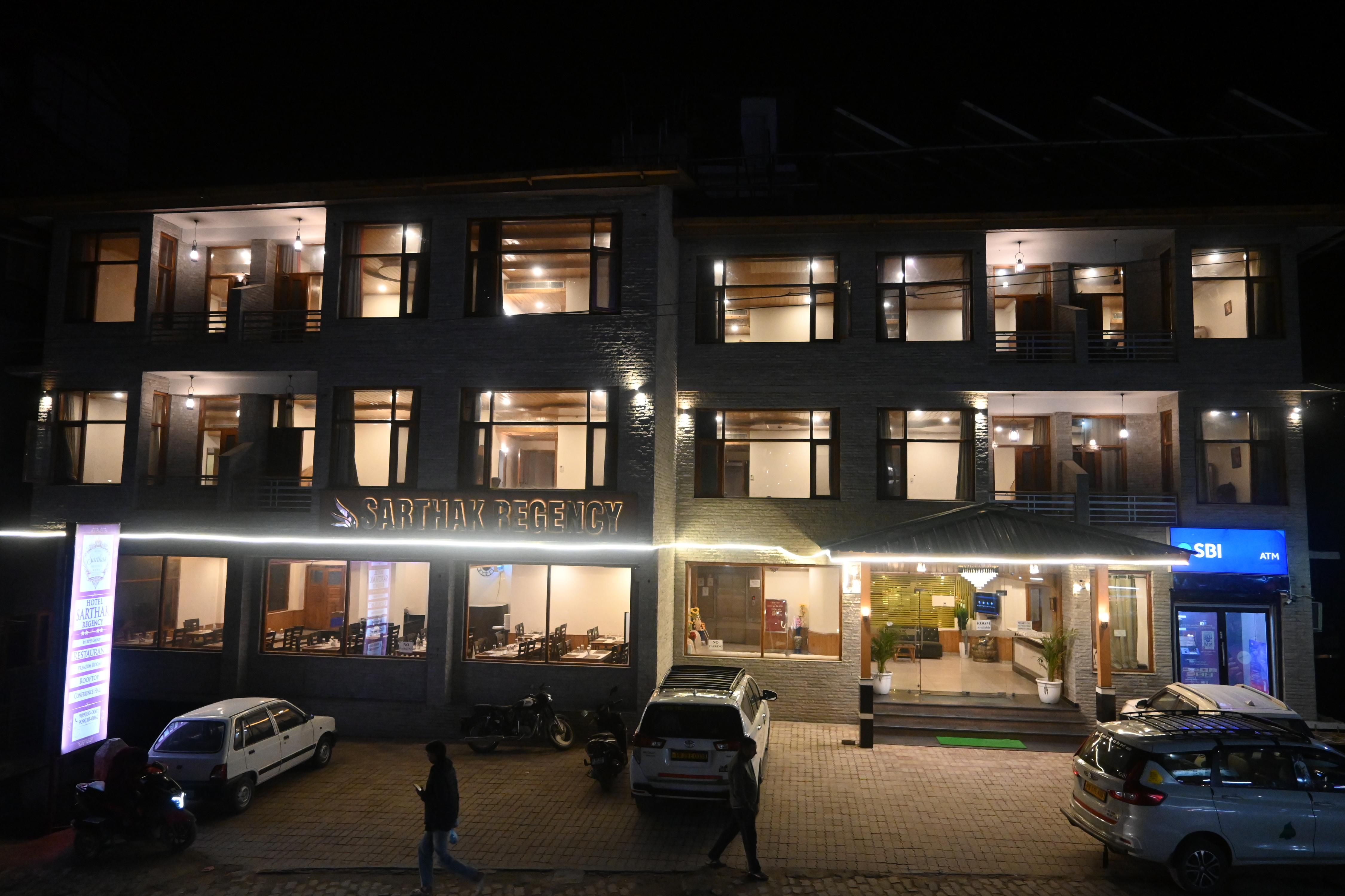 Hotel Sarthak Regency
