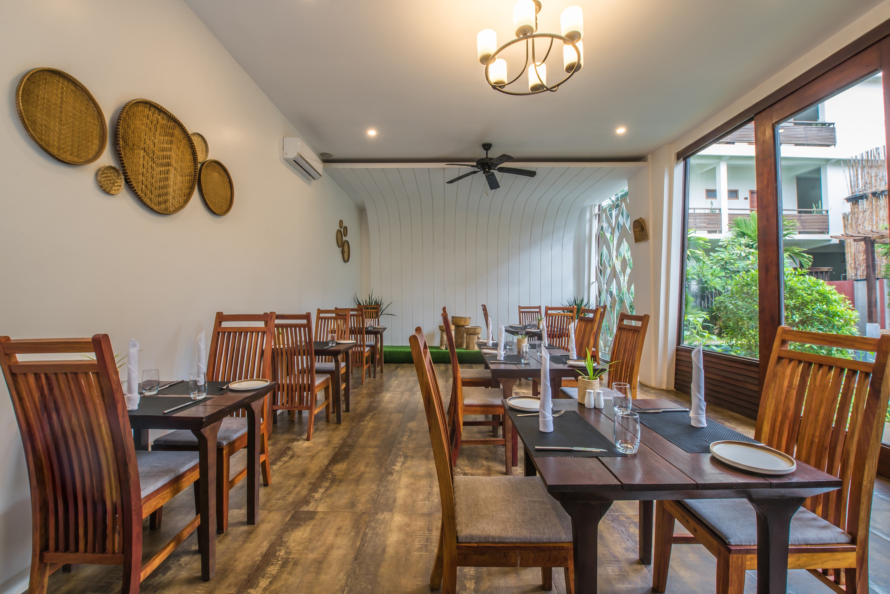 Vasinh Restaurant