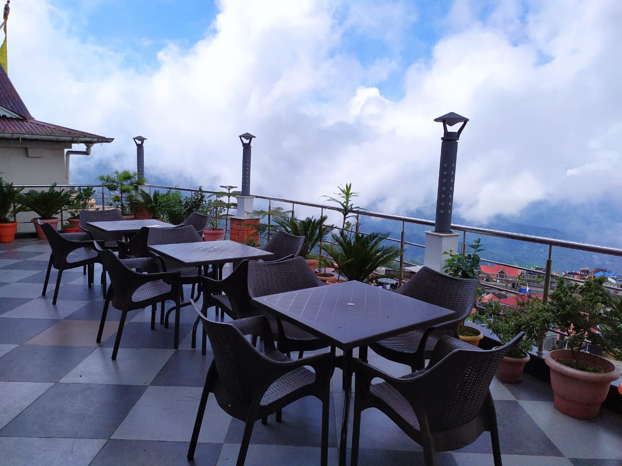HOTEL SANDRUP