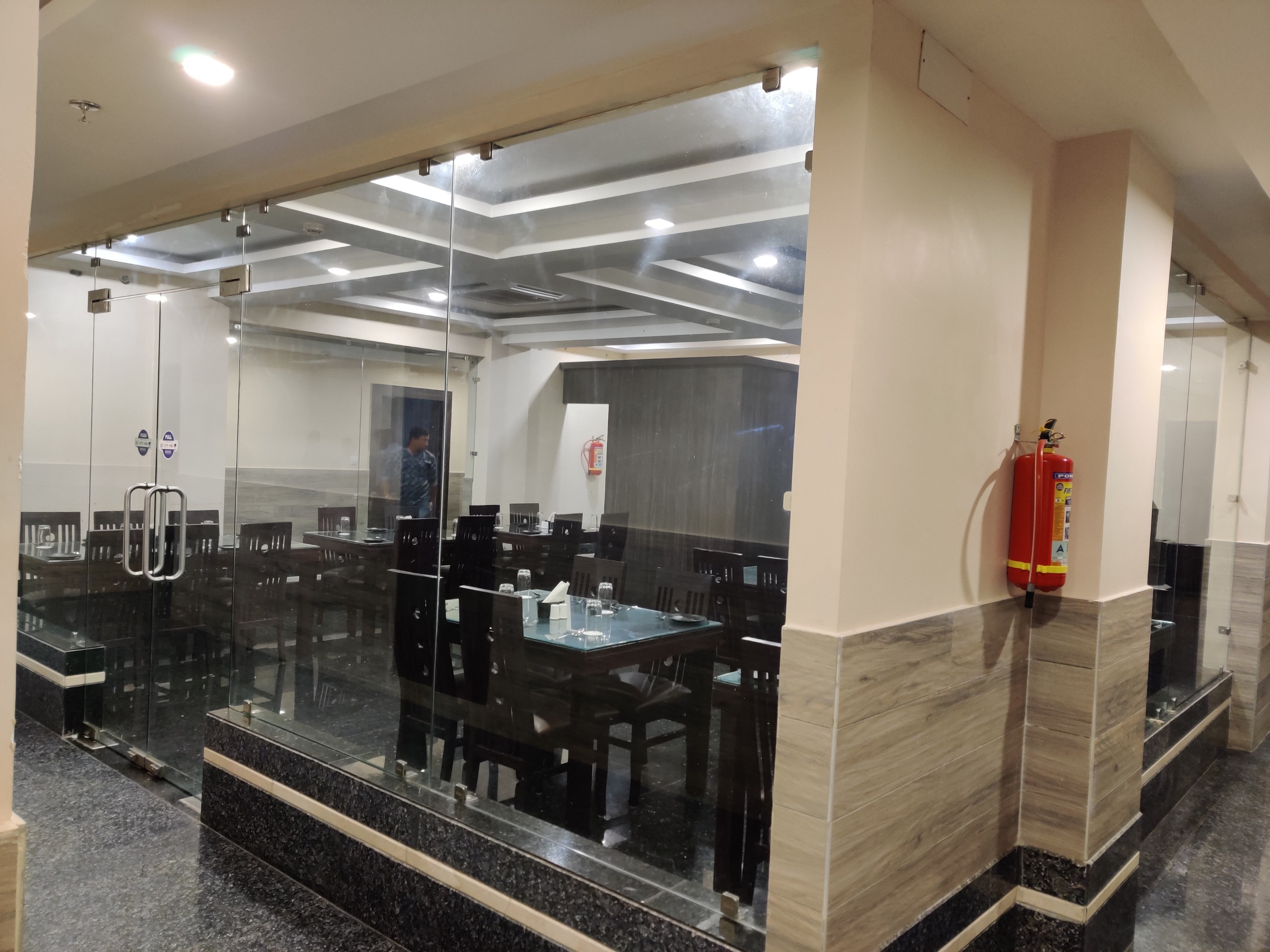 Hotel VIP Square