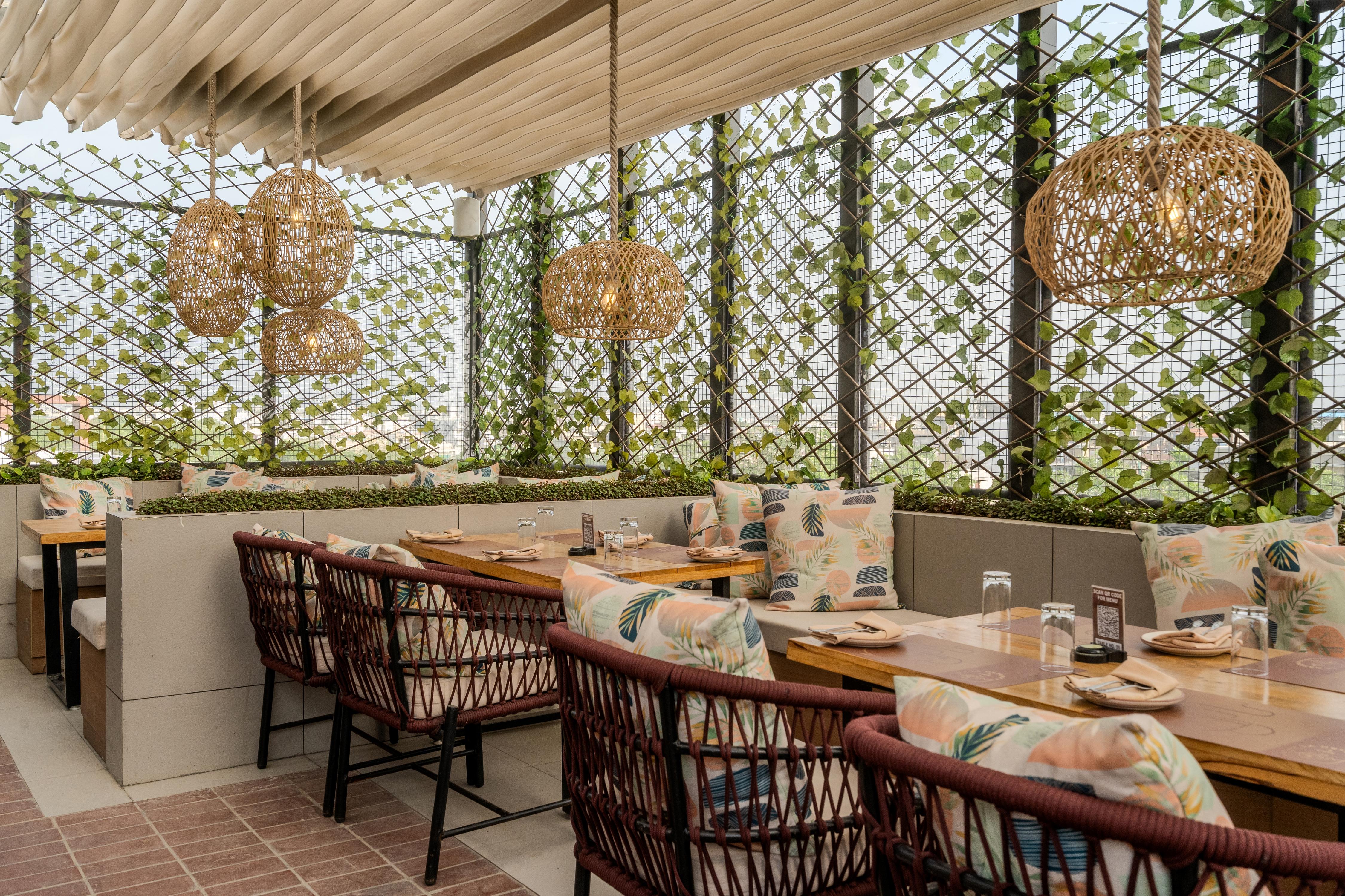 Cafe La Osteria - Rooftop Kitchen and Juice Bar