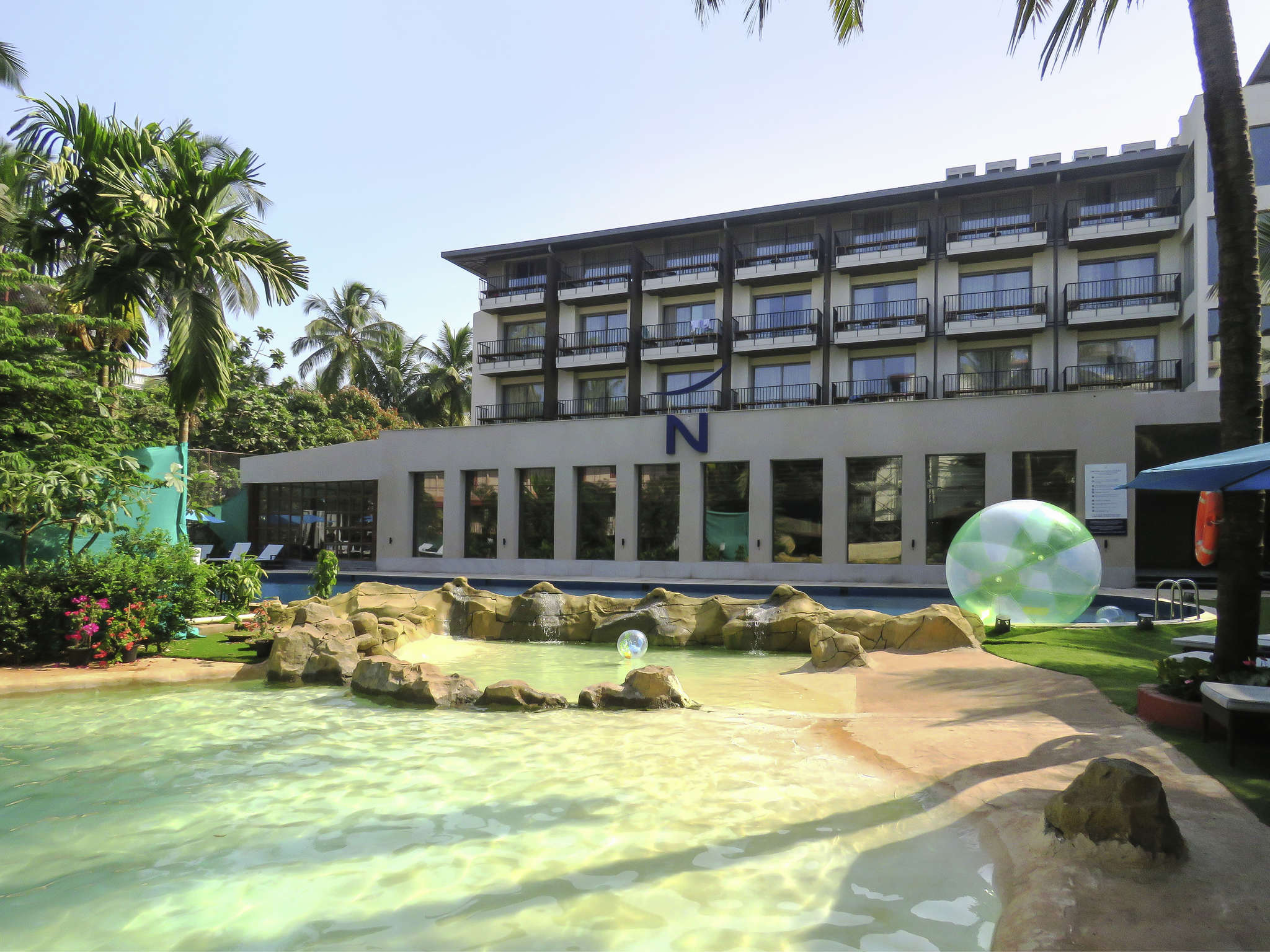 Novotel Goa Candolim - Tap to explore photos