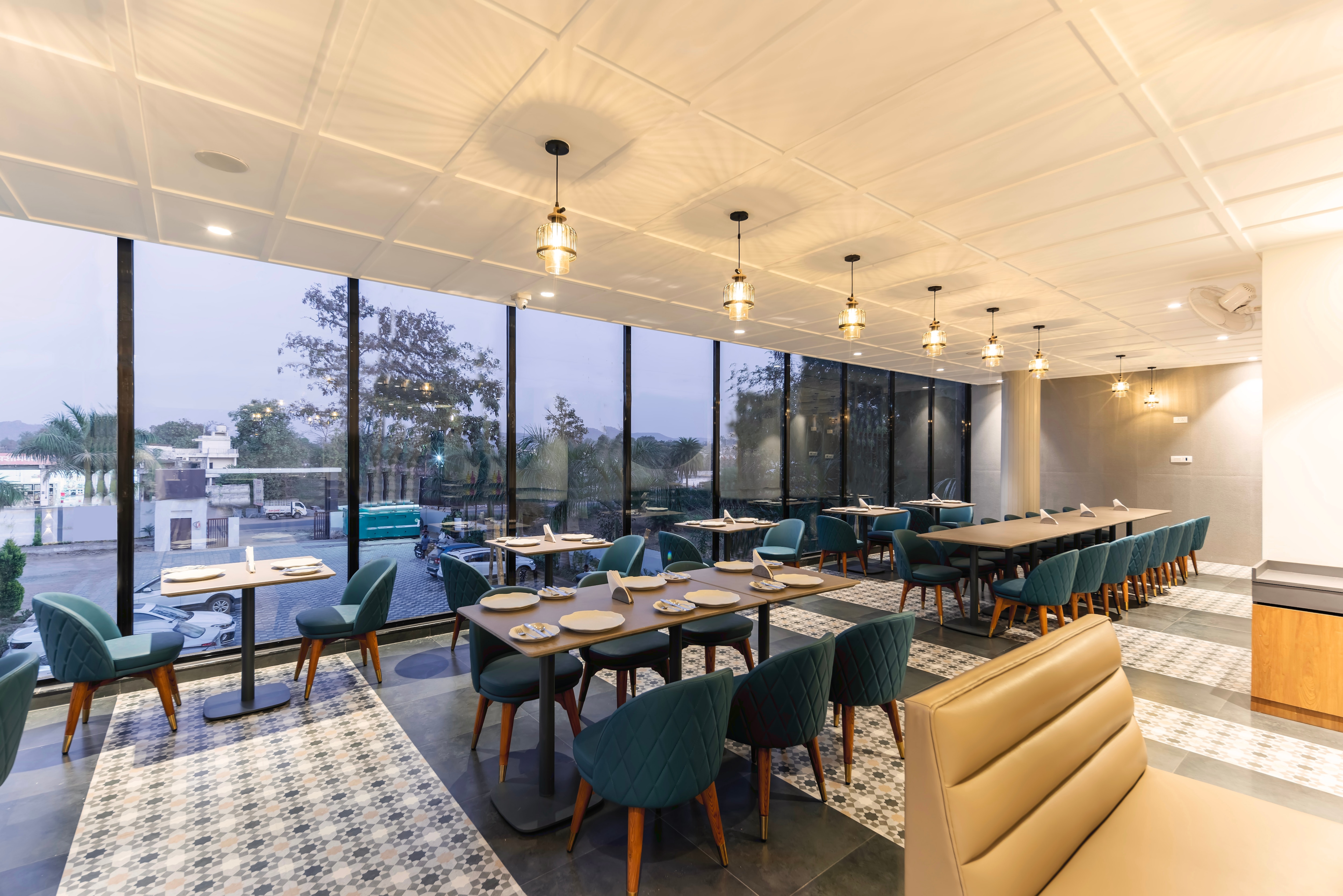Aahar the Multicuisine Restaurant