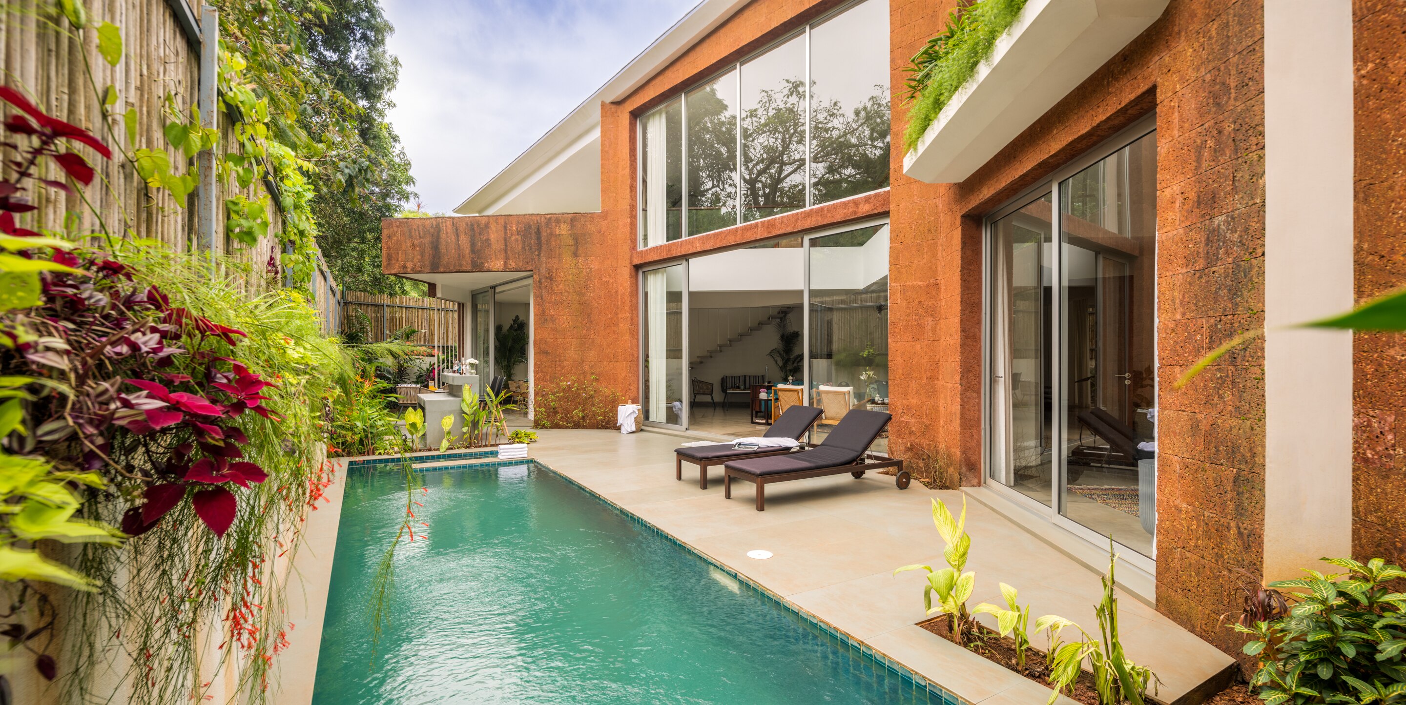 La Orila - 4 BHK Private Pool Villa at Anjuna by The Blue Kite (3) Goa ...