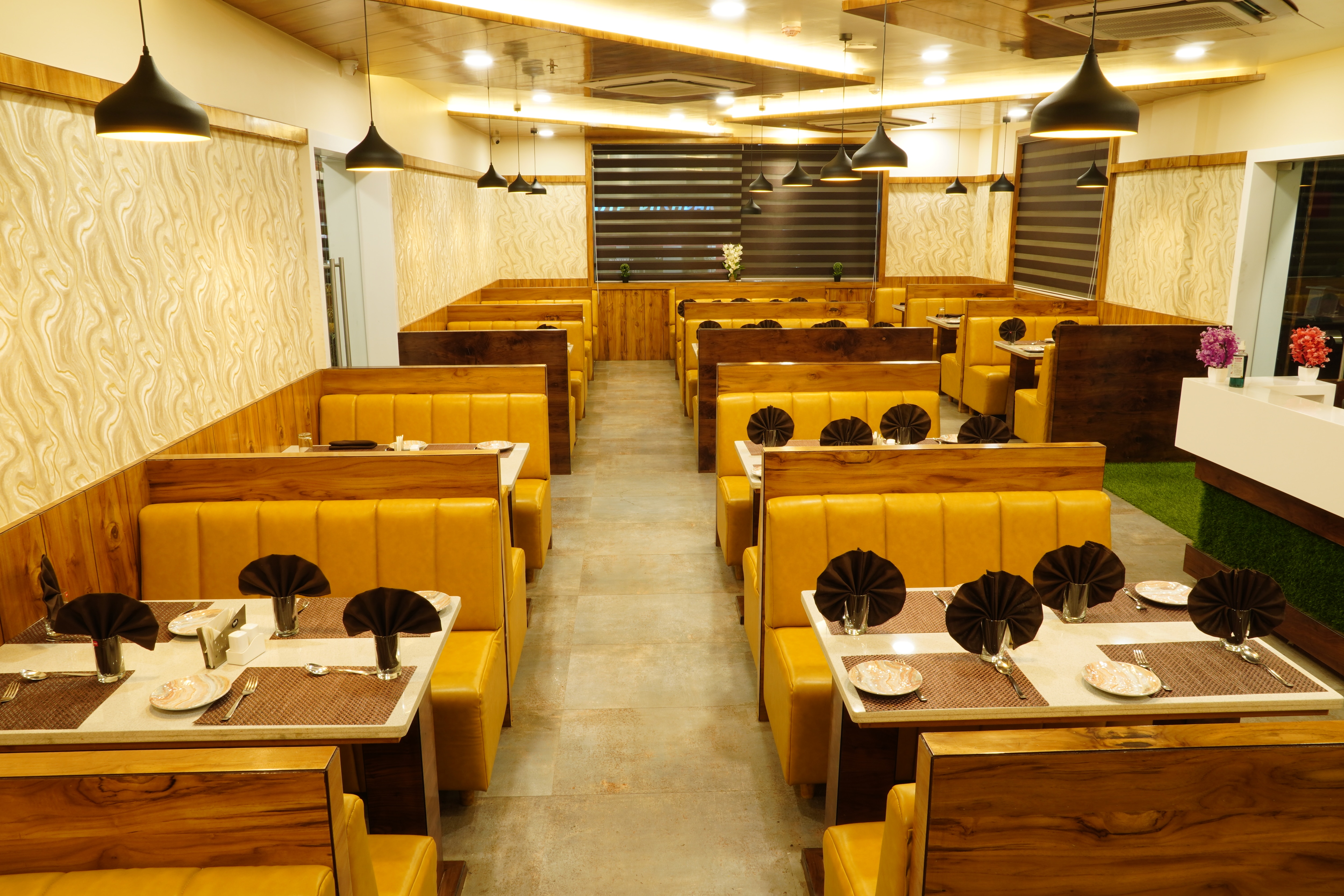 Makhakhanbhog  Restaurant