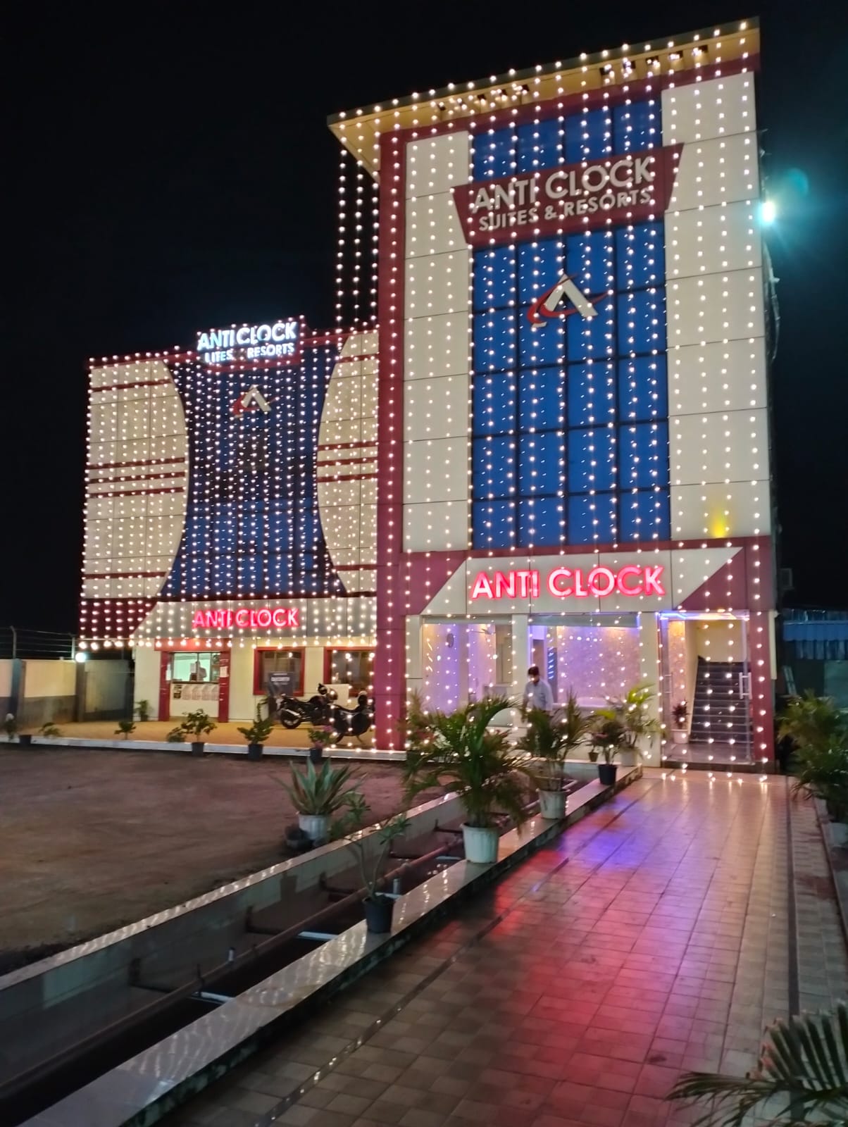 Anticlock Suits And Restaurant