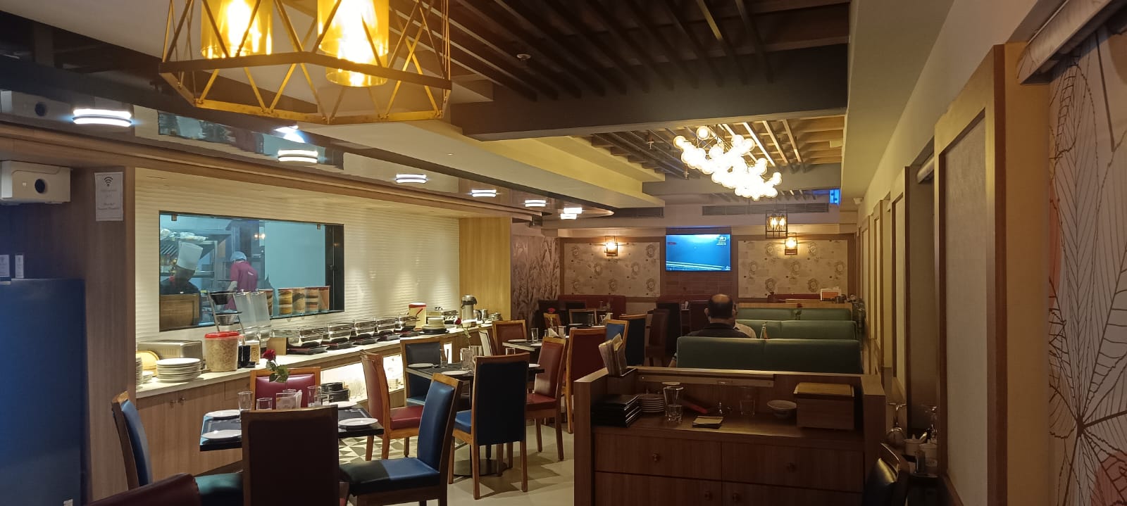 HOTEL NIHARIKA - RESTAURANT