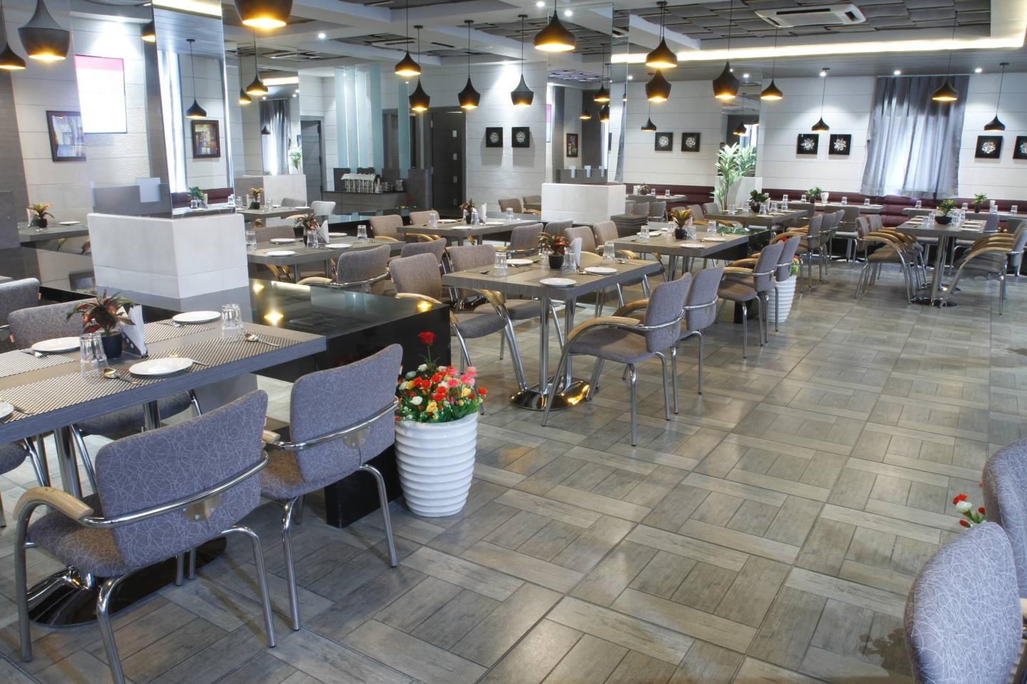 Zinnia Restaurant