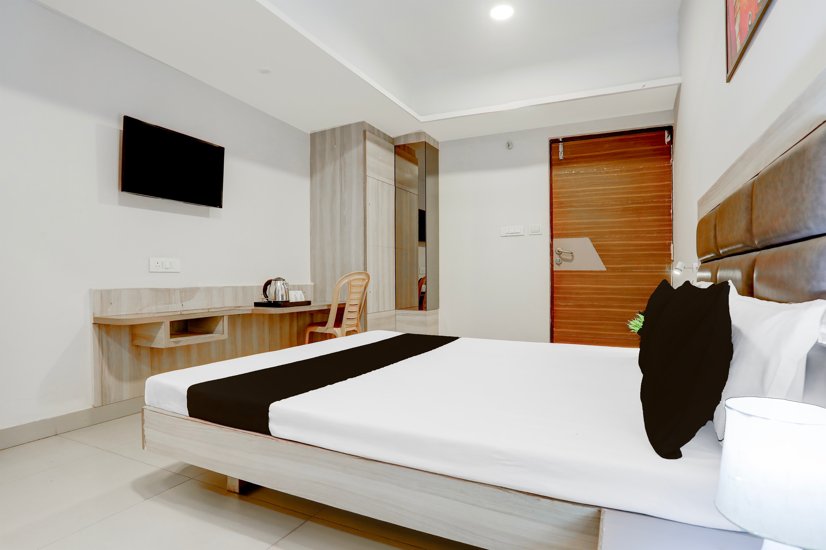 Rooms of Collection O Gwalior Railway Station Formerly Hotel Sagar ...