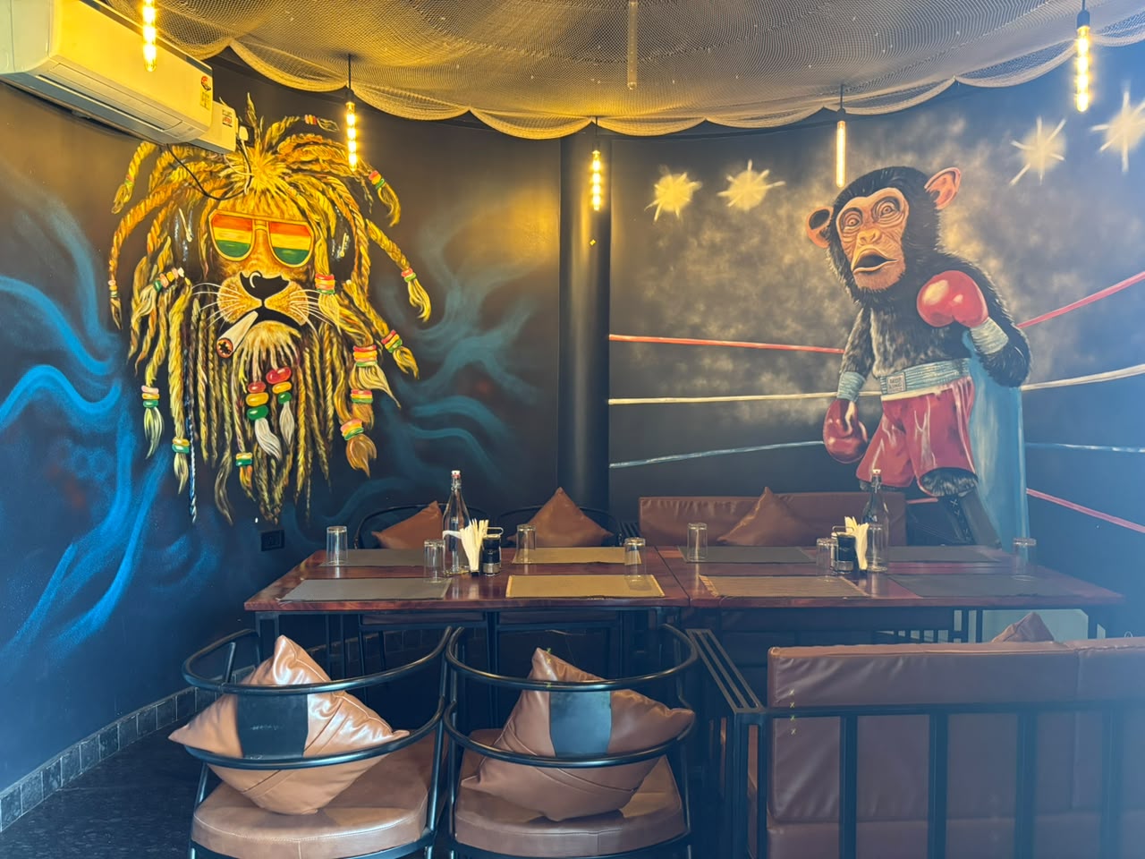 Aqua Lounge Restaurant