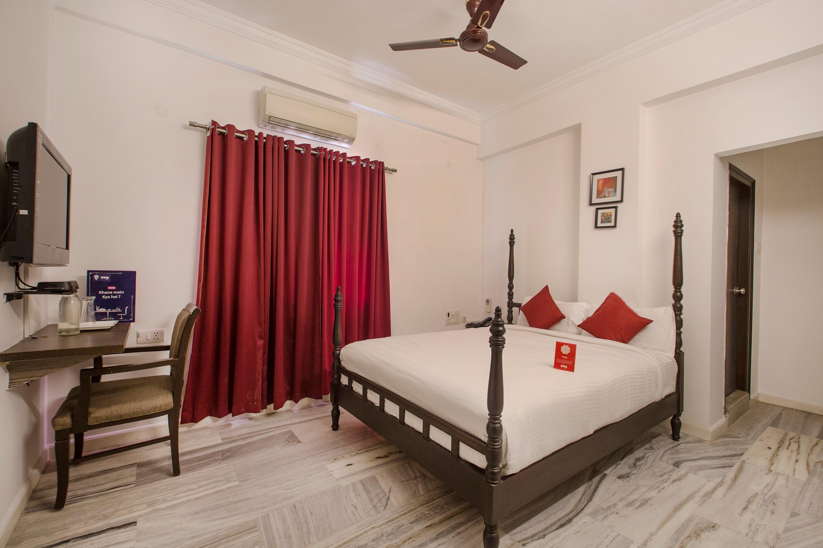 OYO Flagship 460 Miyapur Hyderabad INR 676 Off ( ̶3̶7̶5̶6̶ ) 𝐏𝐡𝐨𝐭𝐨𝐬