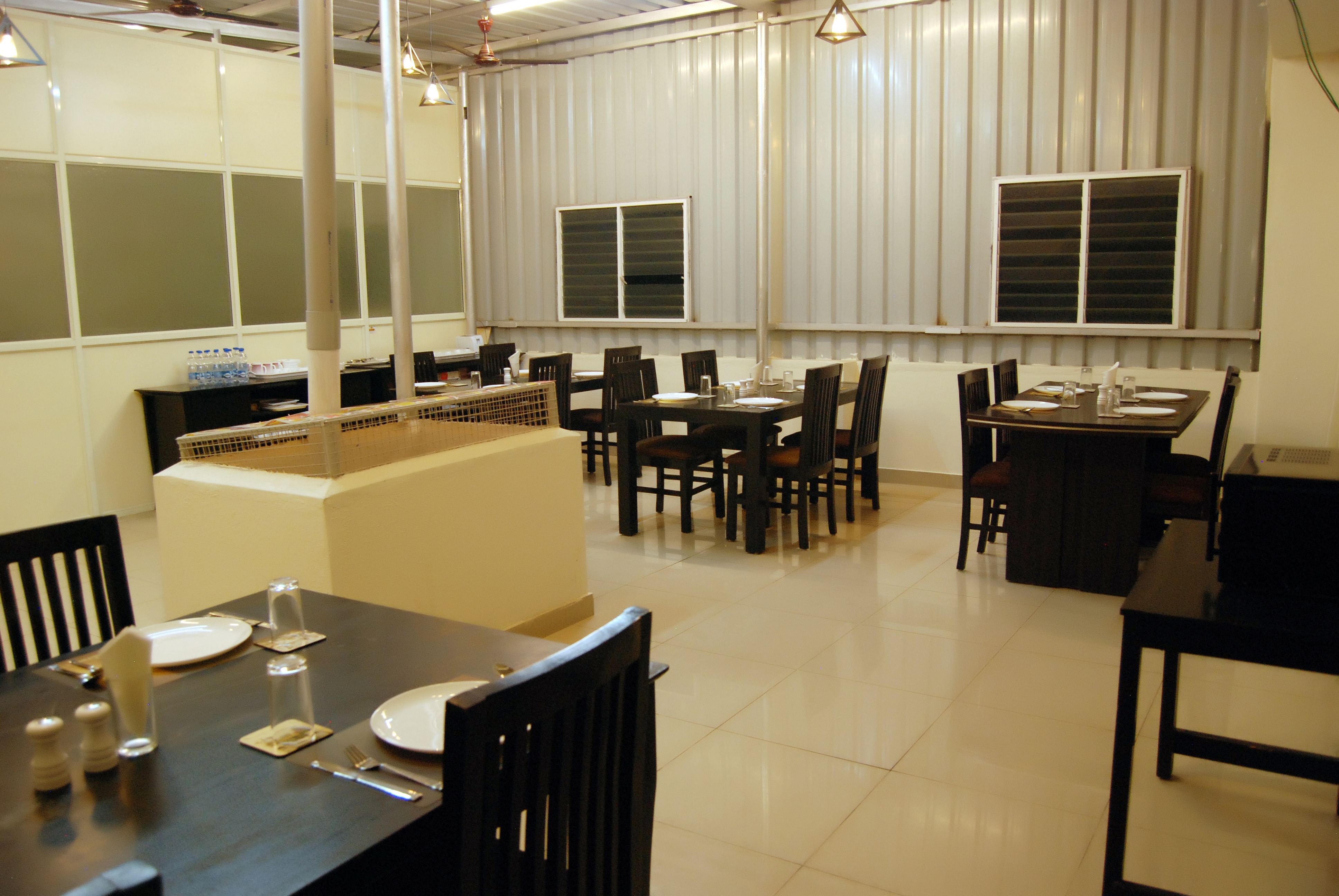 Qube Cafe