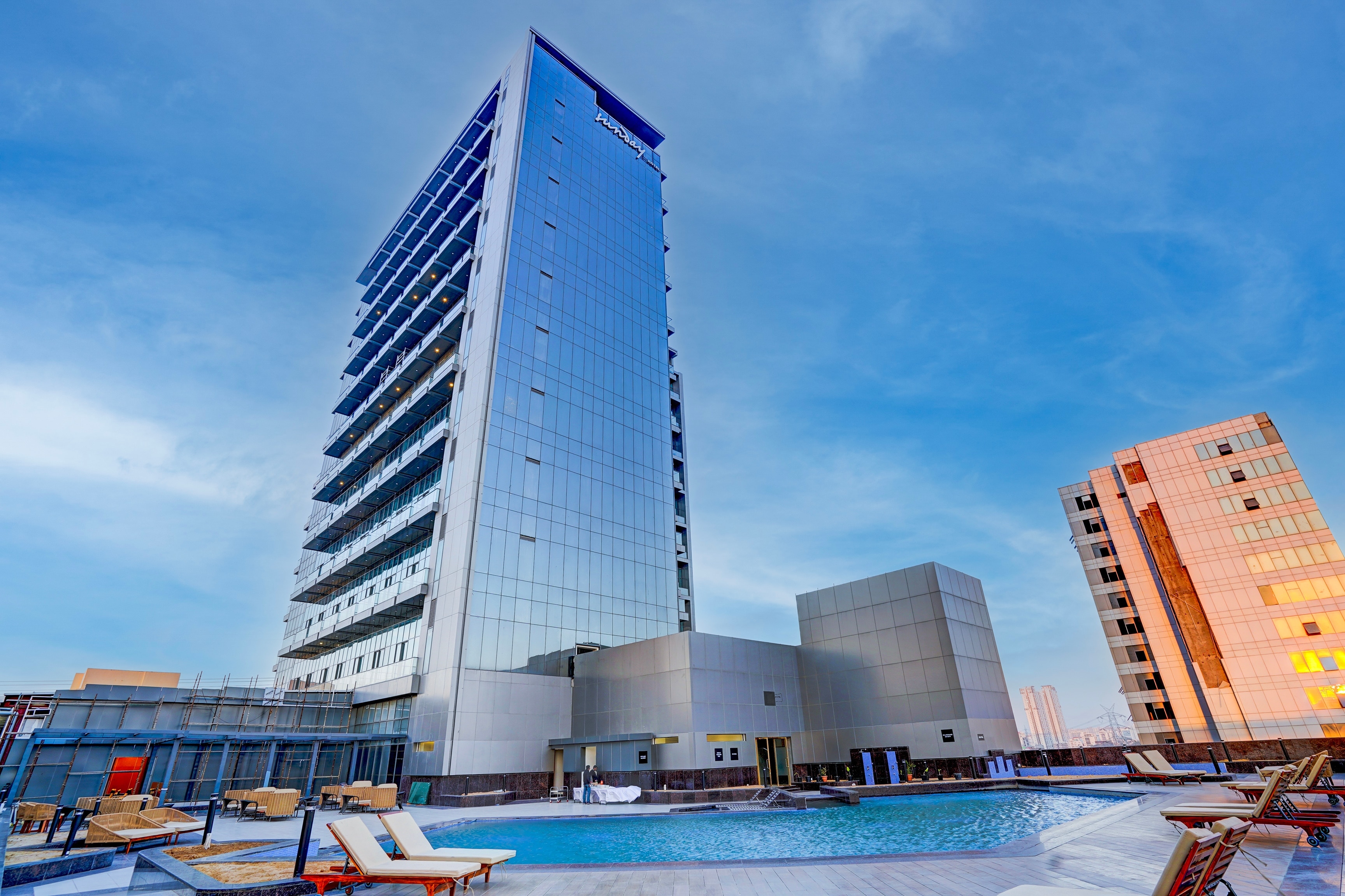 Sunday Hotels and Residences-restaurant