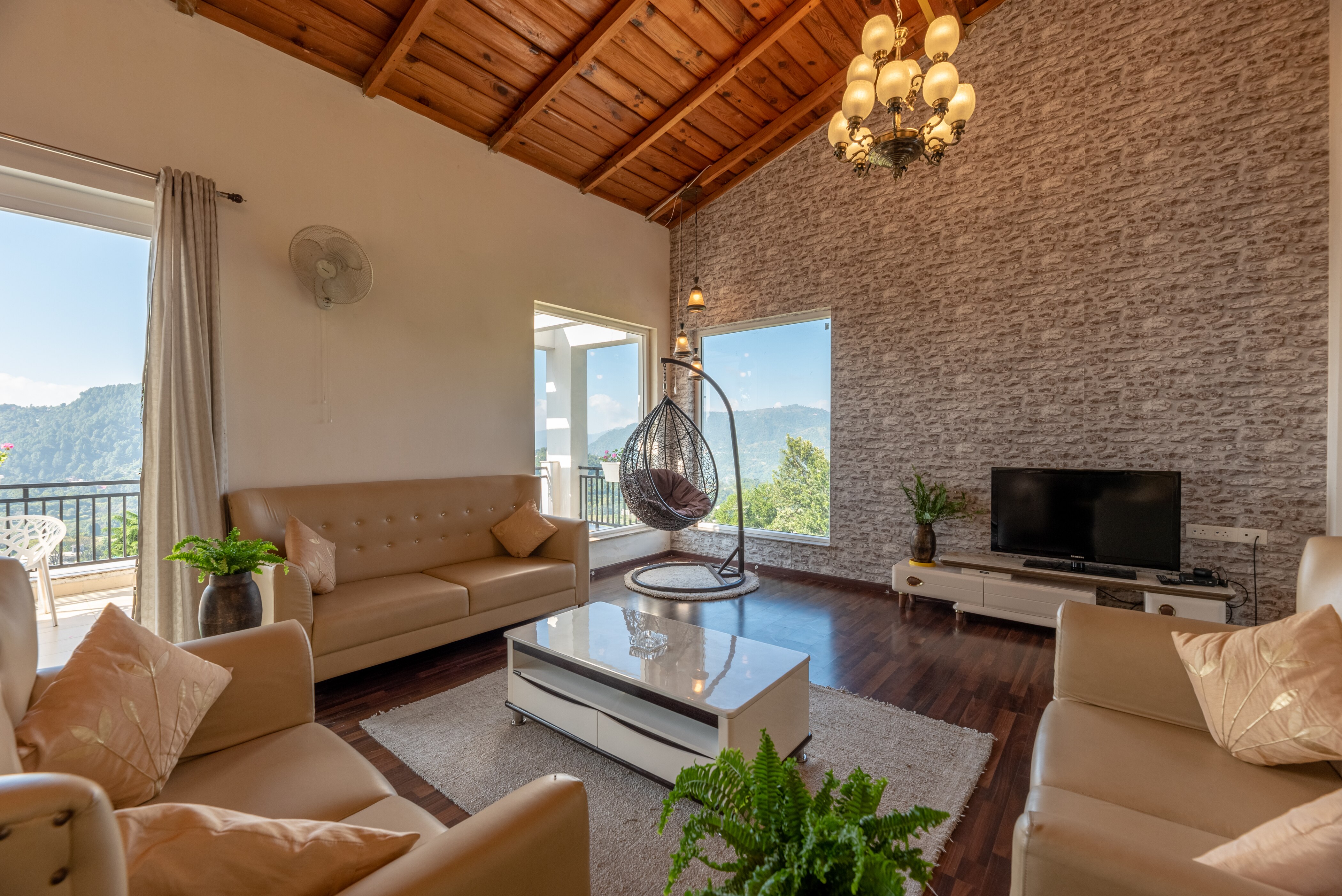 Photo inspiration: Lake View 4 Bhk Penthouse L The Ultimate Escape 𝗕𝗢𝗢𝗞 Photo Inspiration