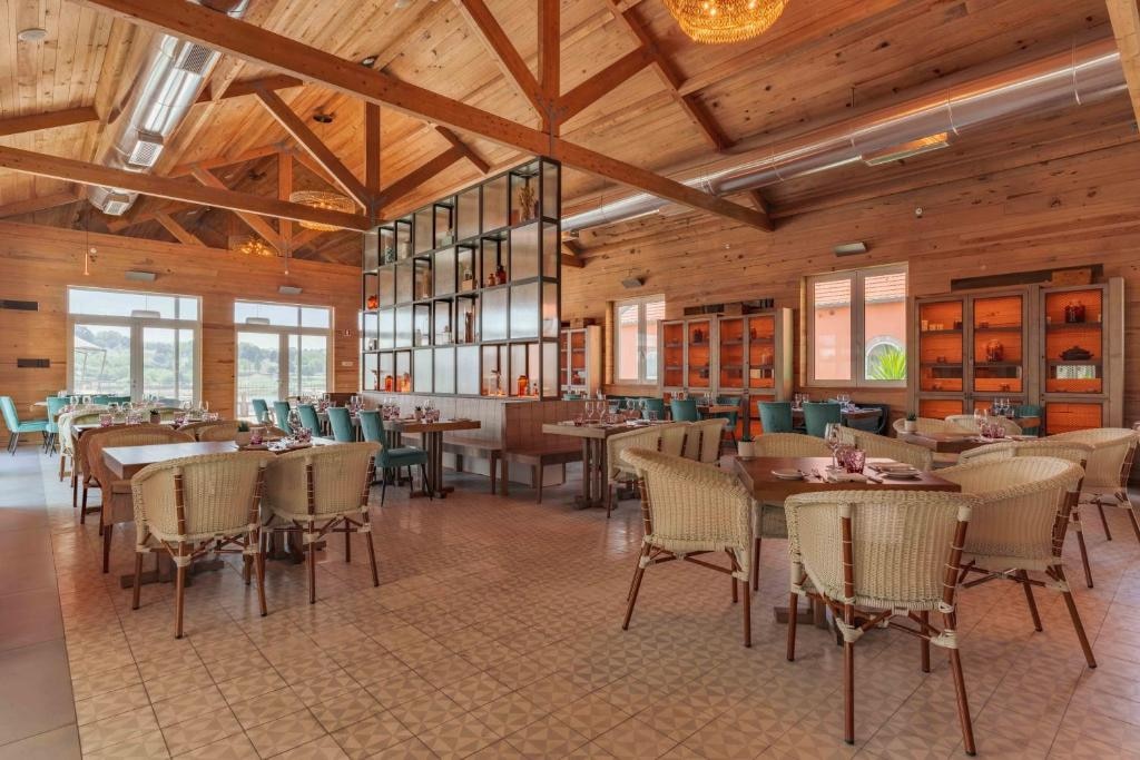 Aroma Grill Restaurant