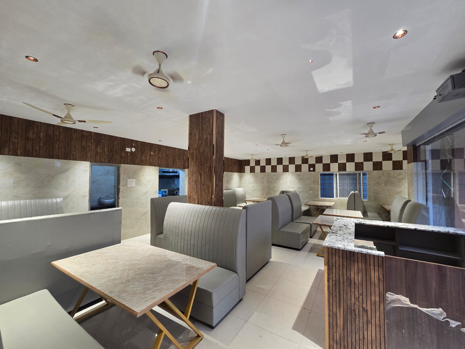 hotel shivani