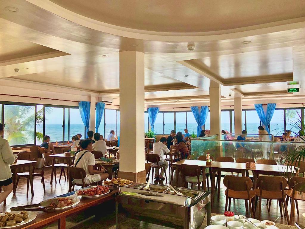 Phuong Binh Restaurant