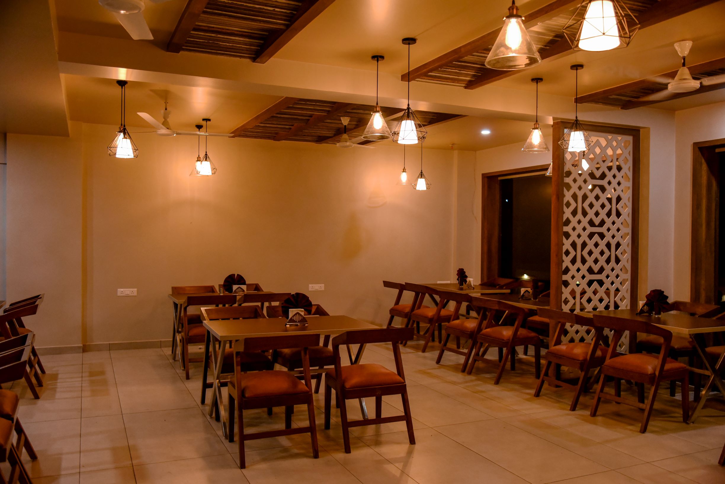 Hotel Shahi