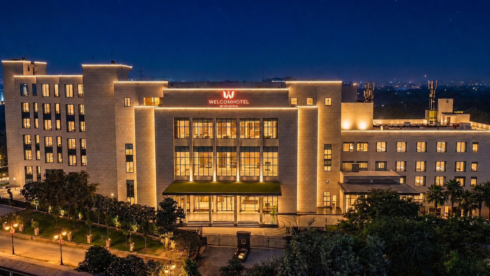 Welcomhotel by ITC Hotels, Delhi-Gurugram Highway, Udyog Vihar - Tap to explore photos