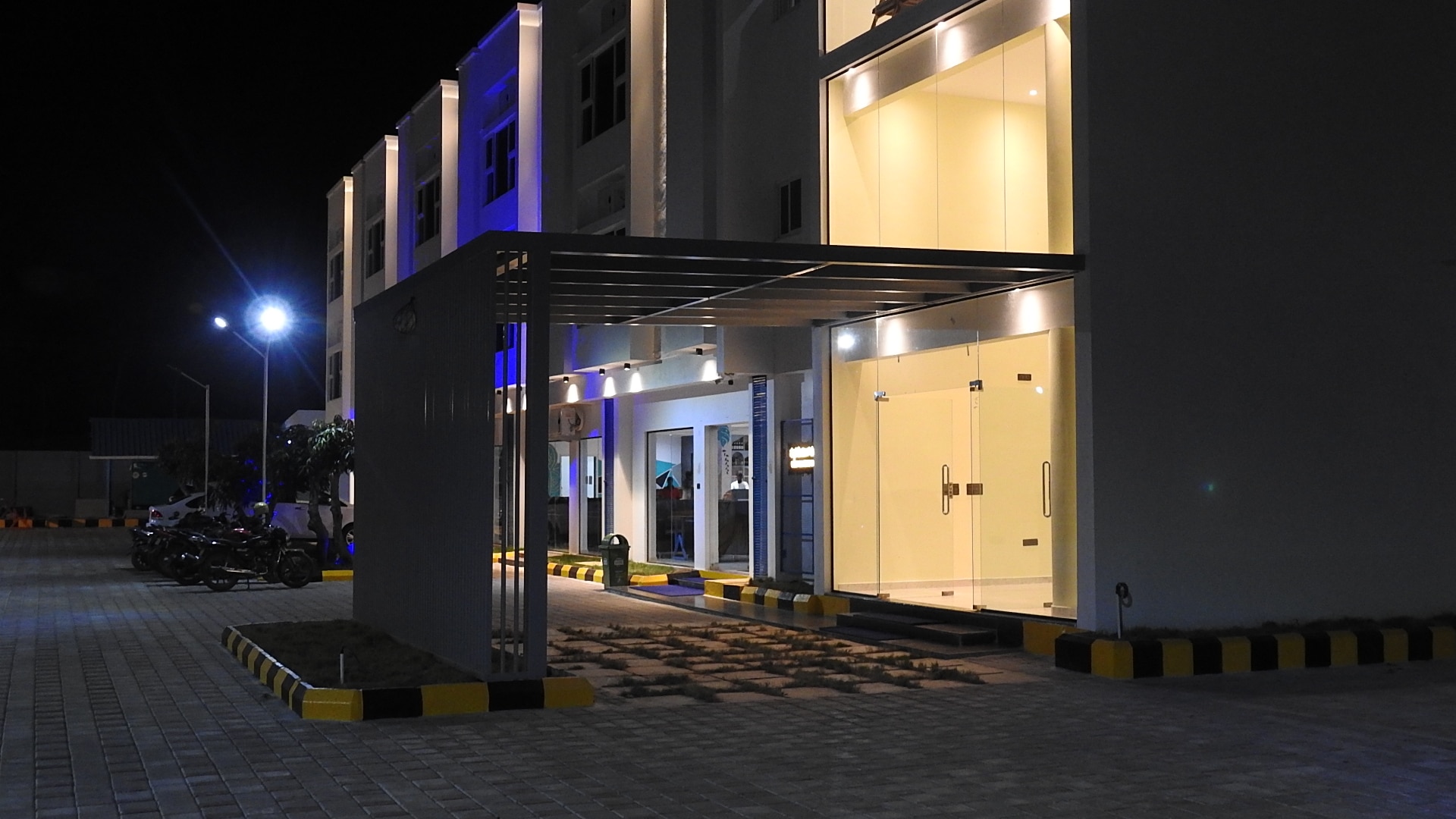 Nueva Resort 𝗕𝗢𝗢𝗞 Ramanagara Hotel