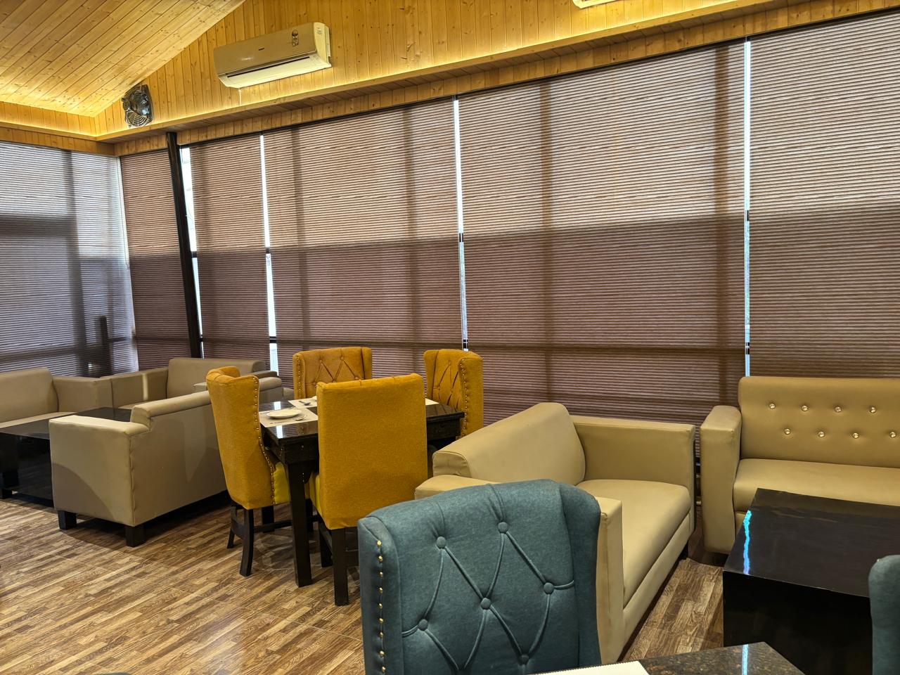 Lakeview Rooftop Restaurant