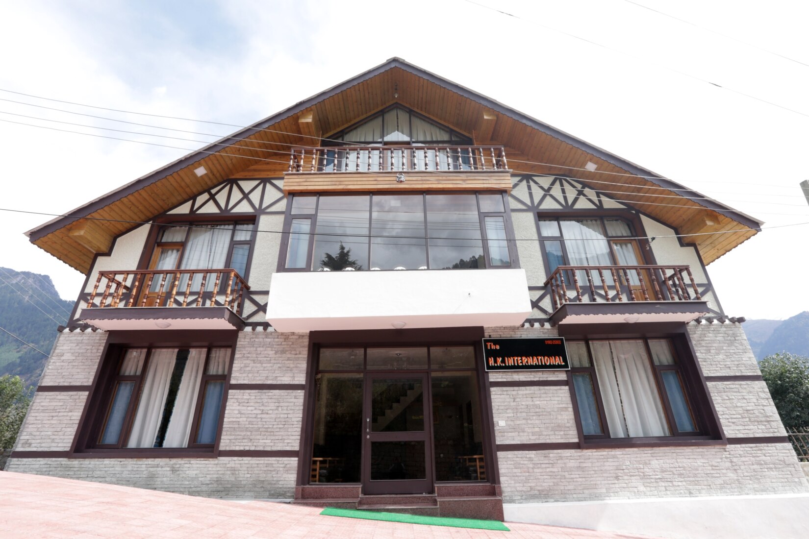 The Hk International Best Rates On Manali Hotel Deals, Reviews & Photos