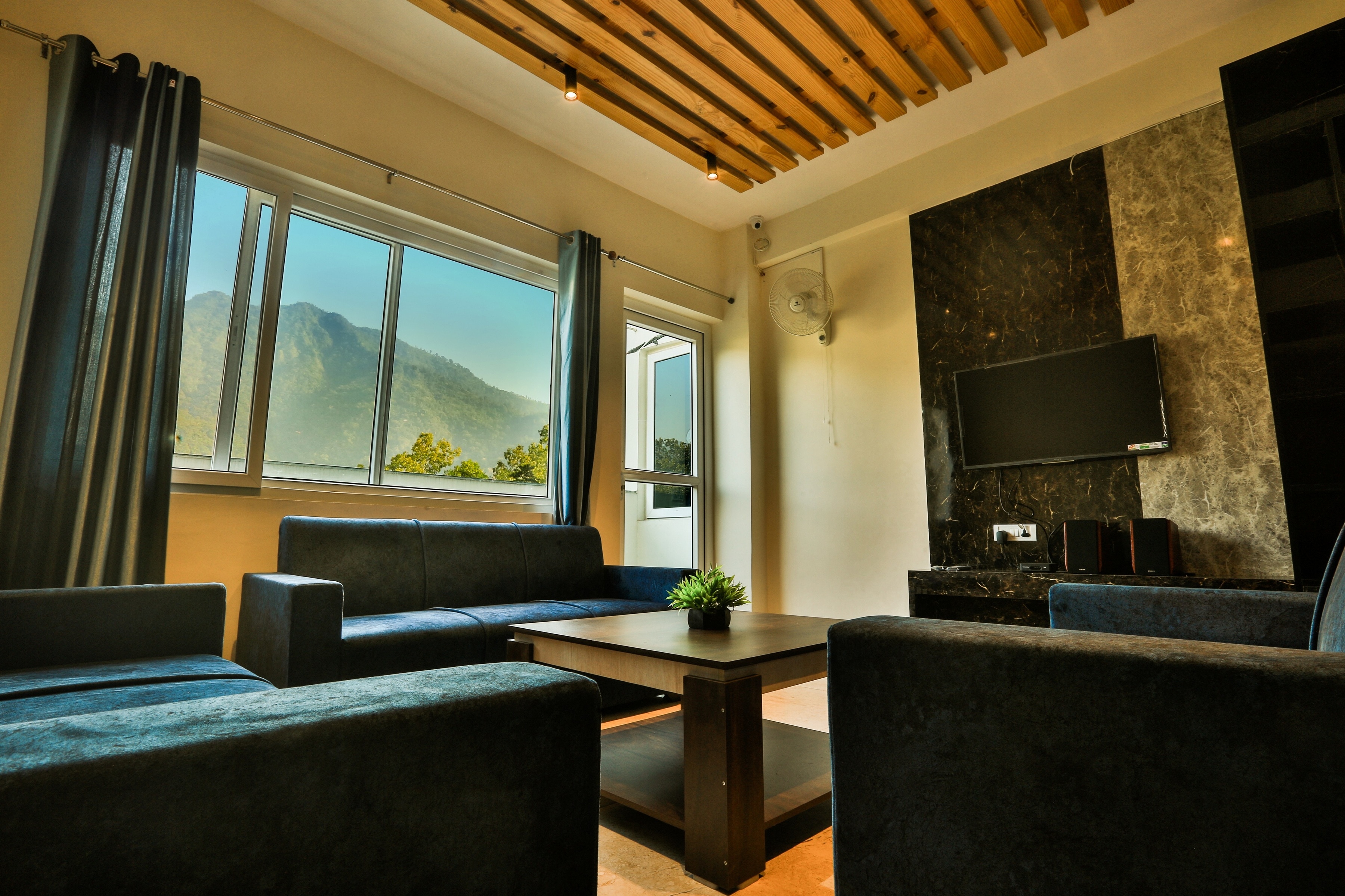 Back Stayz Hostel Rishikesh - Reviews, Photos & Offer