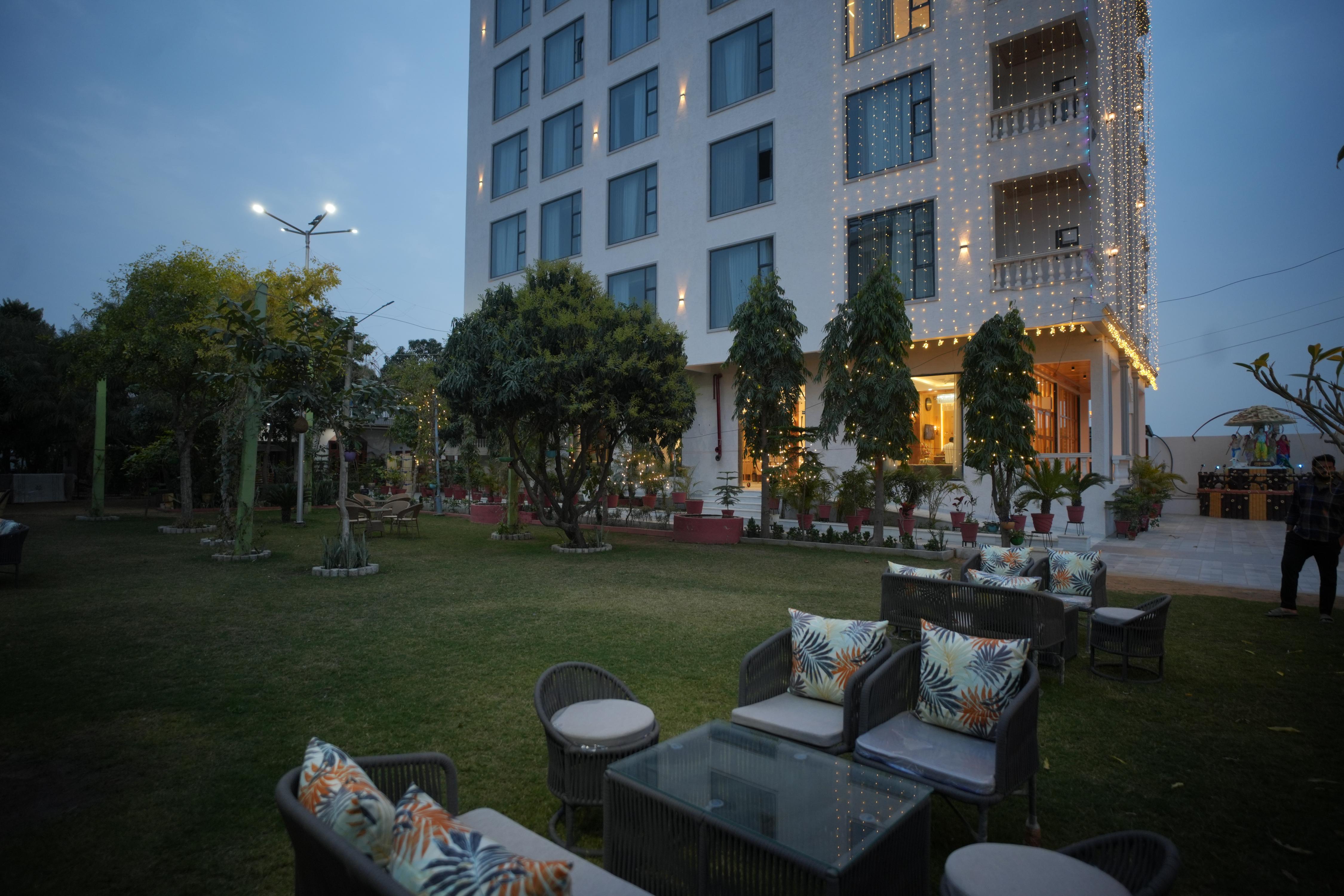 SITA RATNAM RESTAURANT