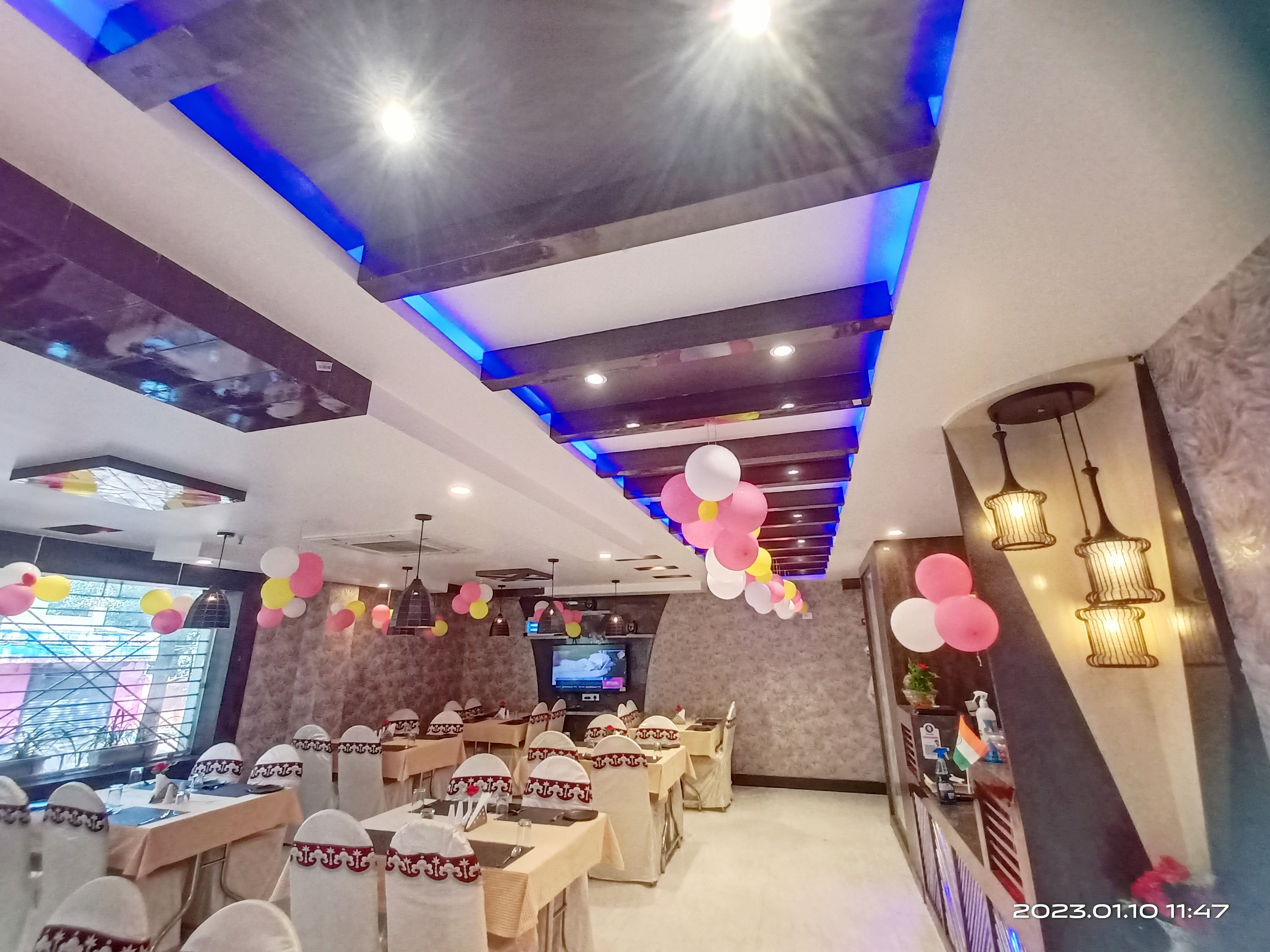 7SAAT RESTAURANT