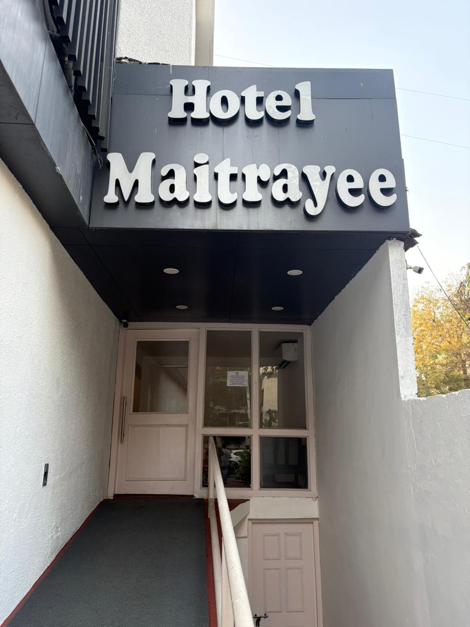 Maitrayee Hotel