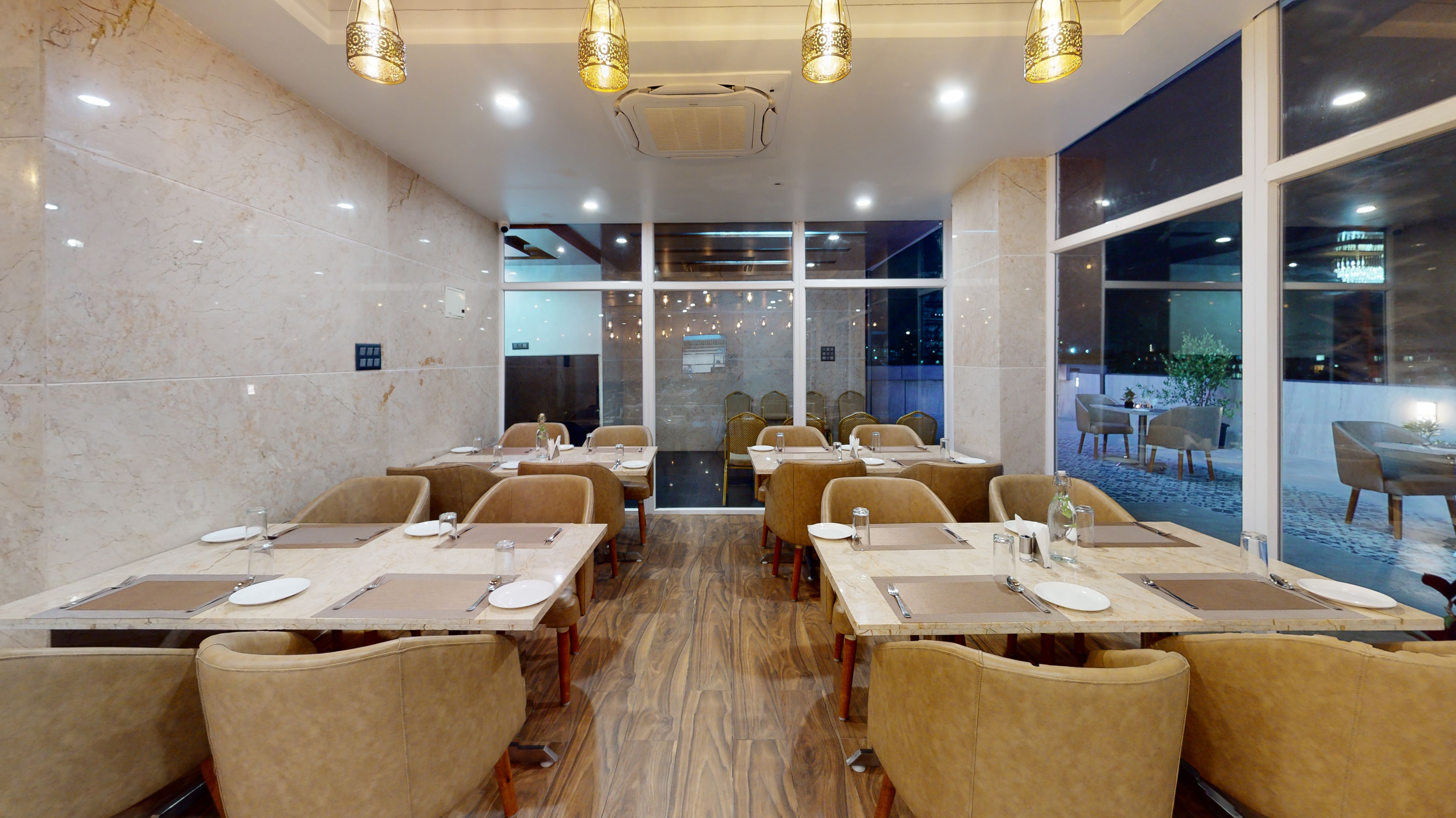 CLOVE KING VEG RESTAURANT