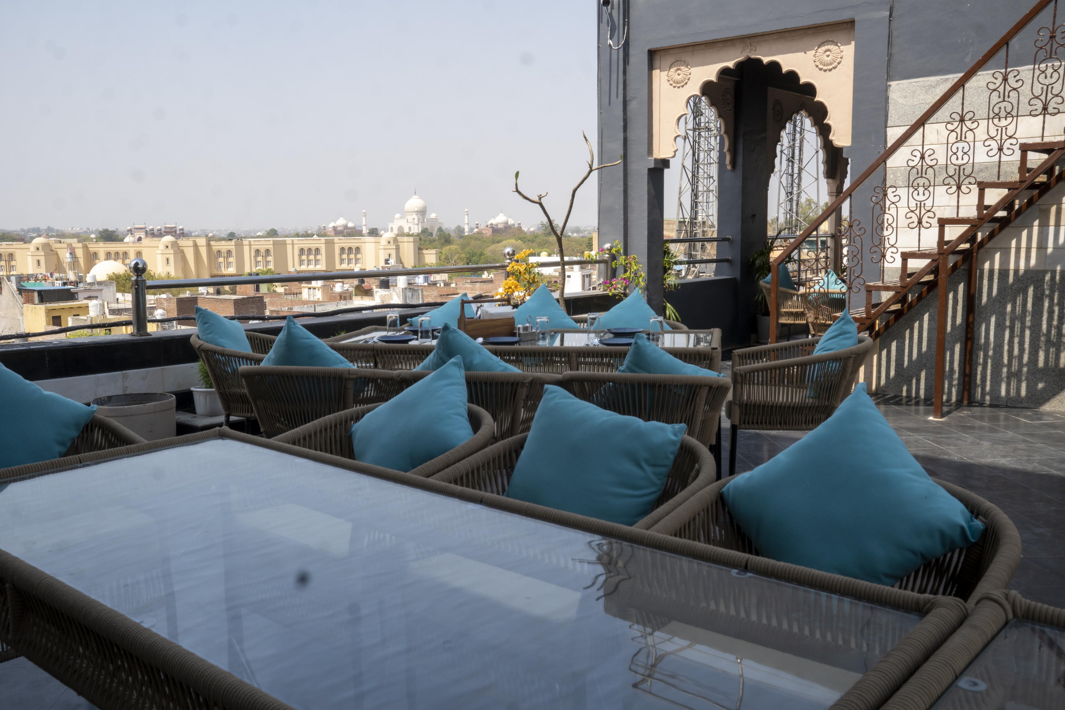 SAJ RESTAURANT