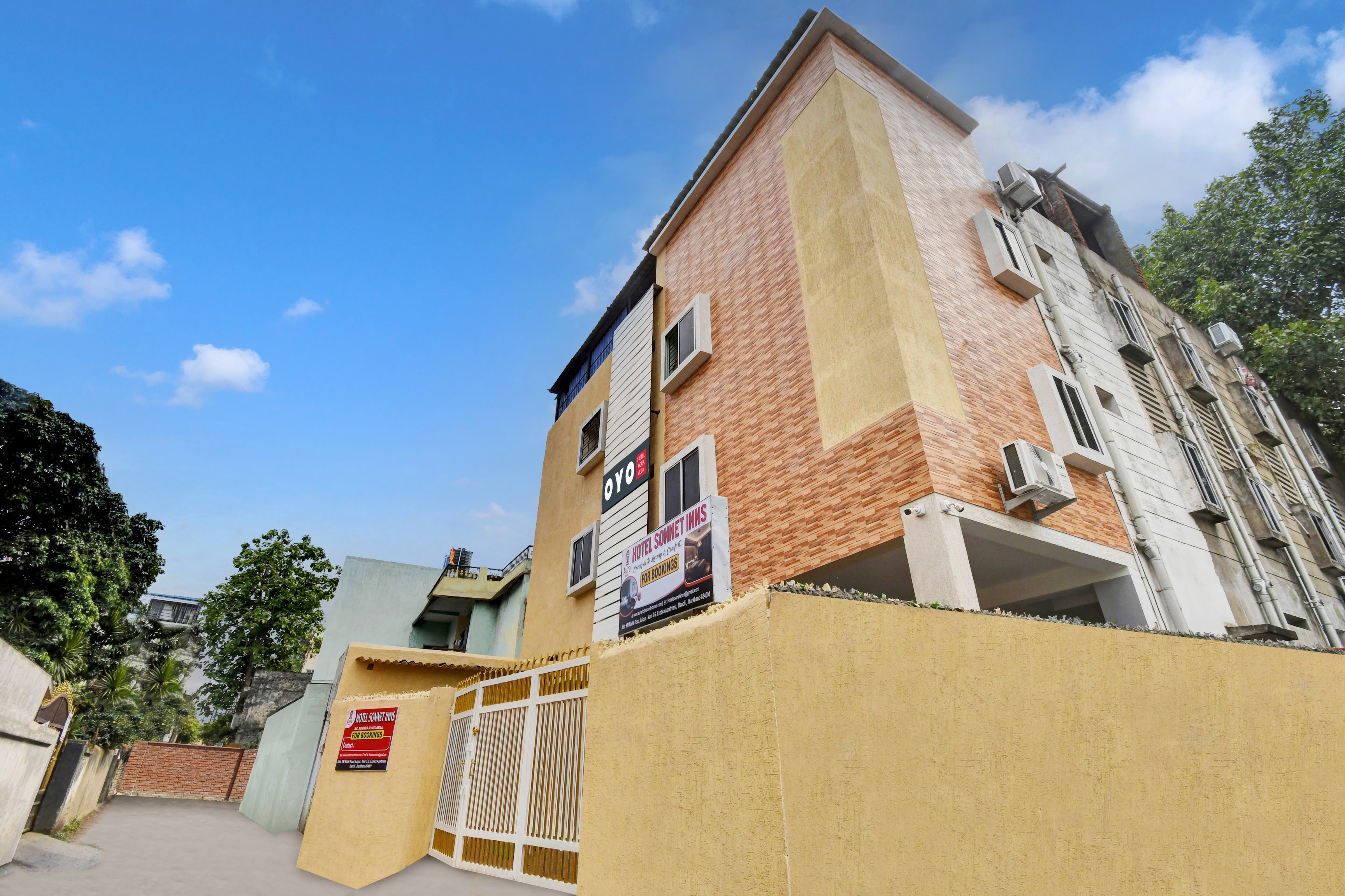 OYO AURA HOTEL SONNET INNS-Restaurant