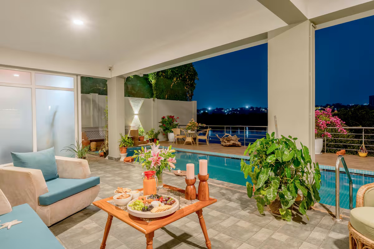 Staymaster Agua de Marra 2BR Lake View Pool 𝗕𝗢𝗢𝗞 Goa Homestay