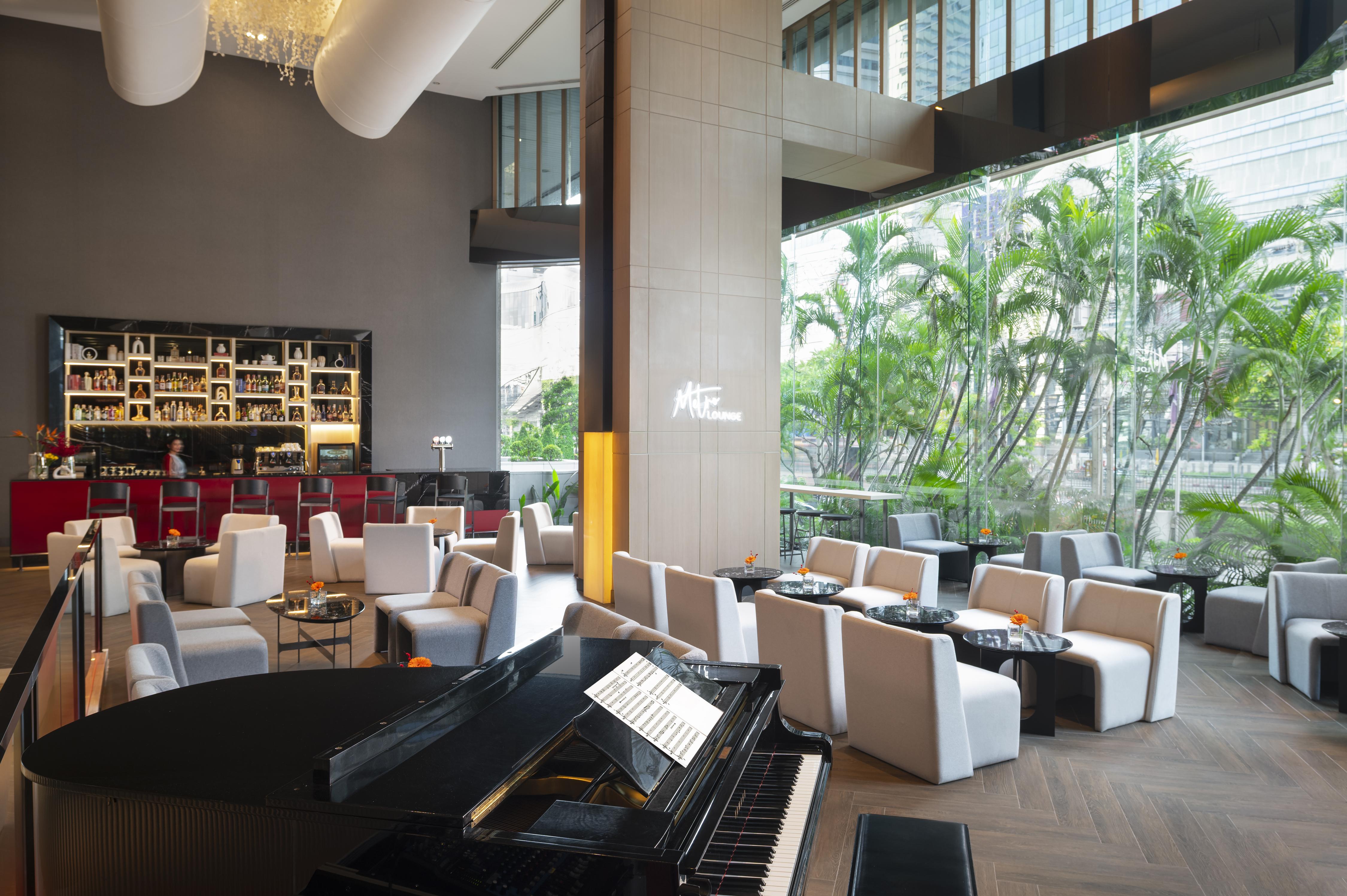 Metro Lounge