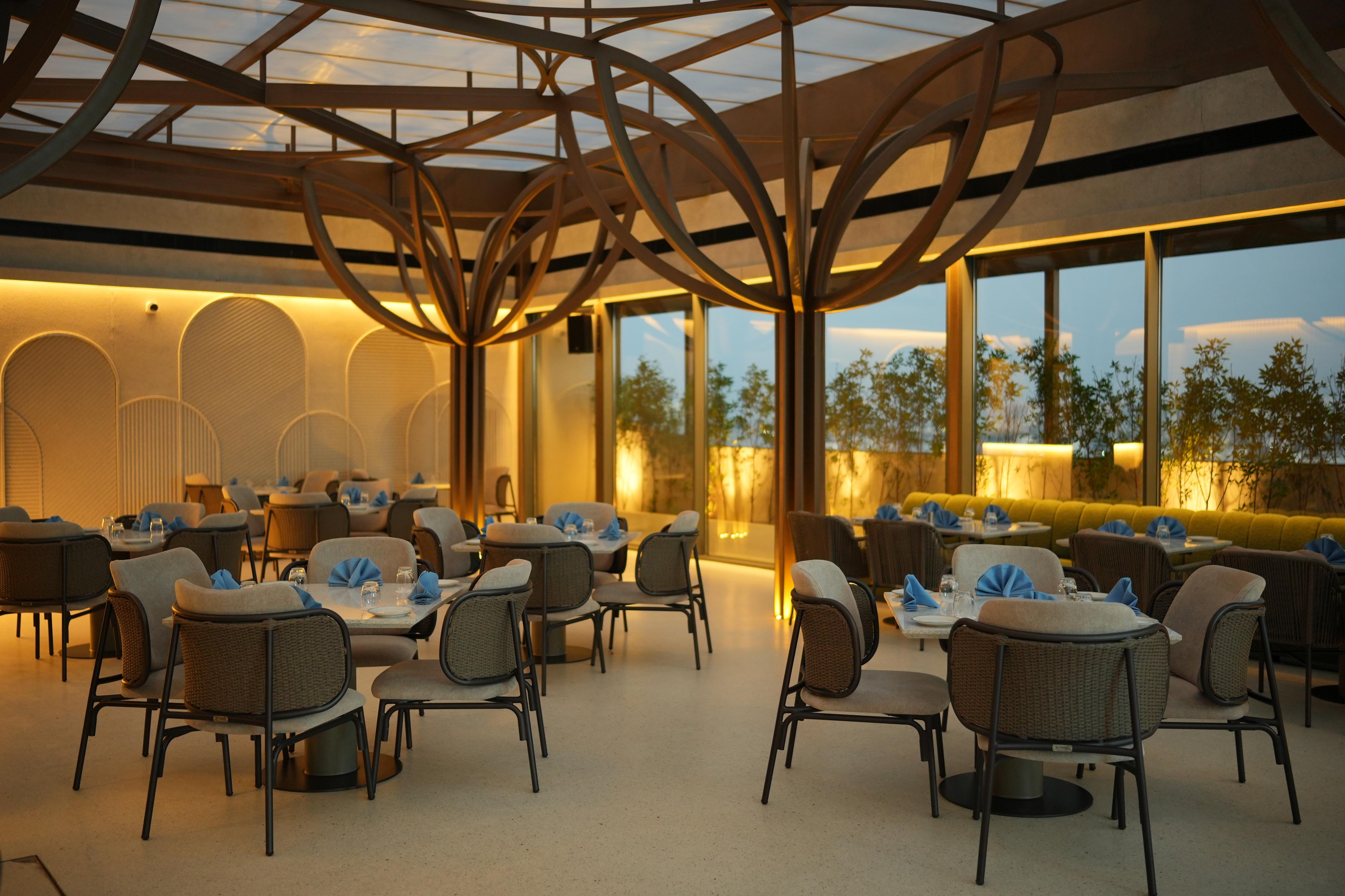 Altura (The Rooftop Bar)