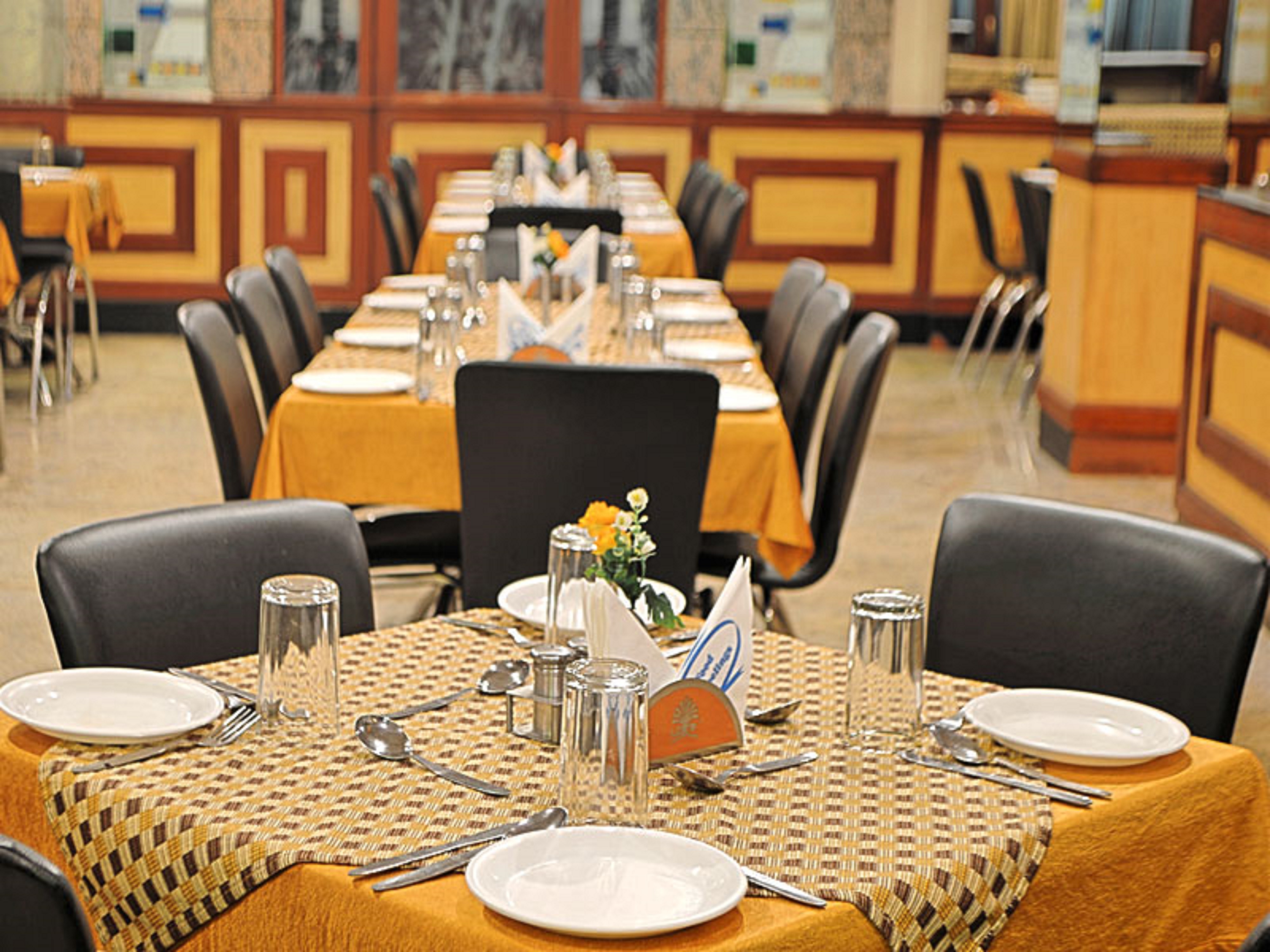 Ponmari restaurant
