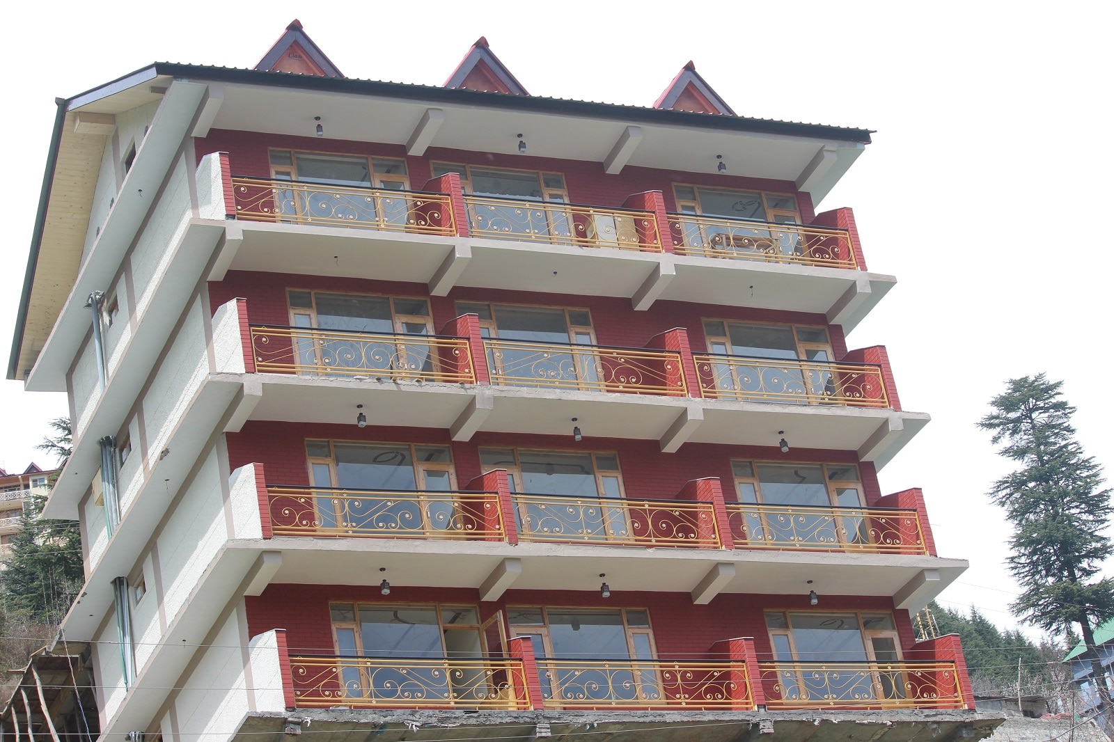 Holiday BnB Manali Manali - Reviews, Photos & Offer