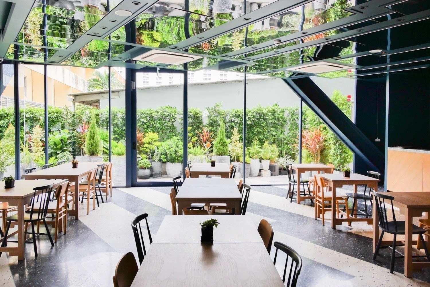 Kloon Cafe
