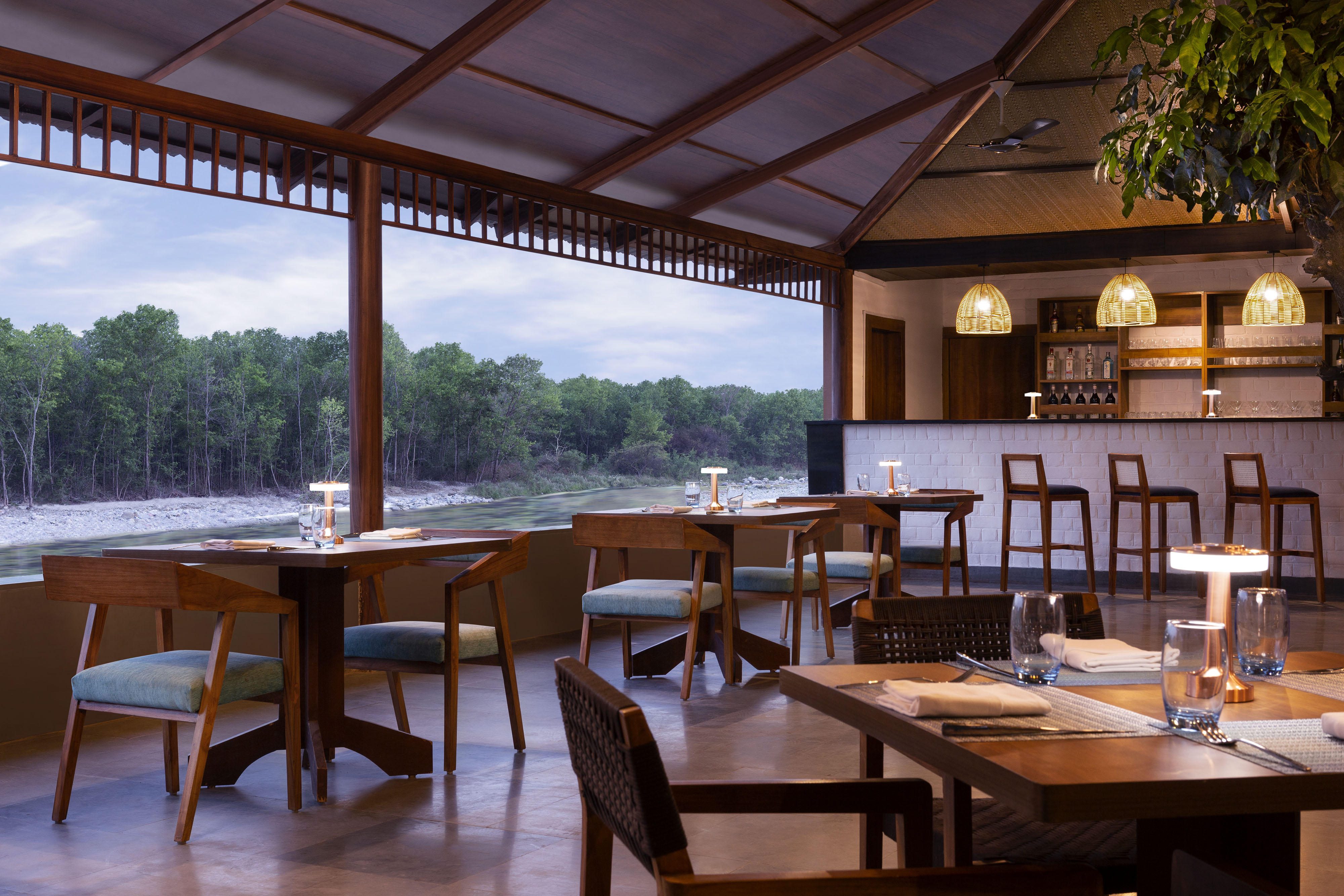 Kosi Bar & Kitchen