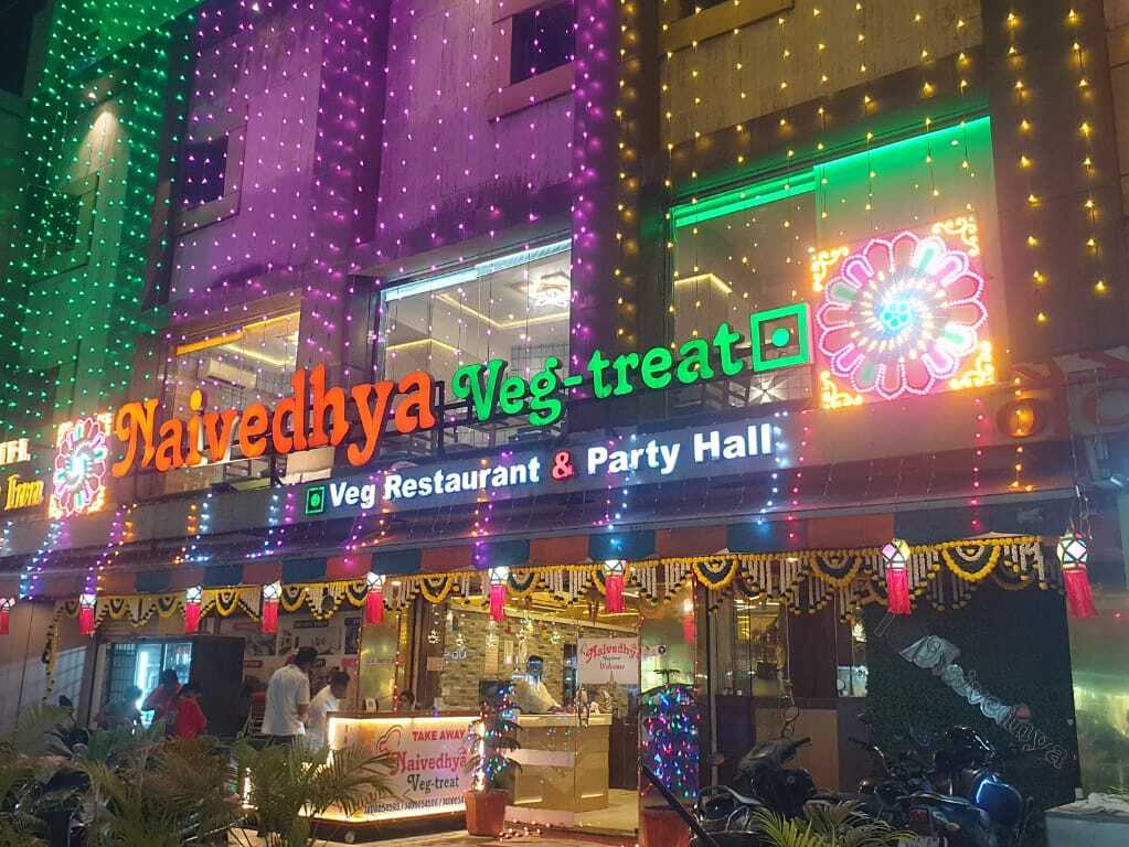 Naivedhya Veg Treat