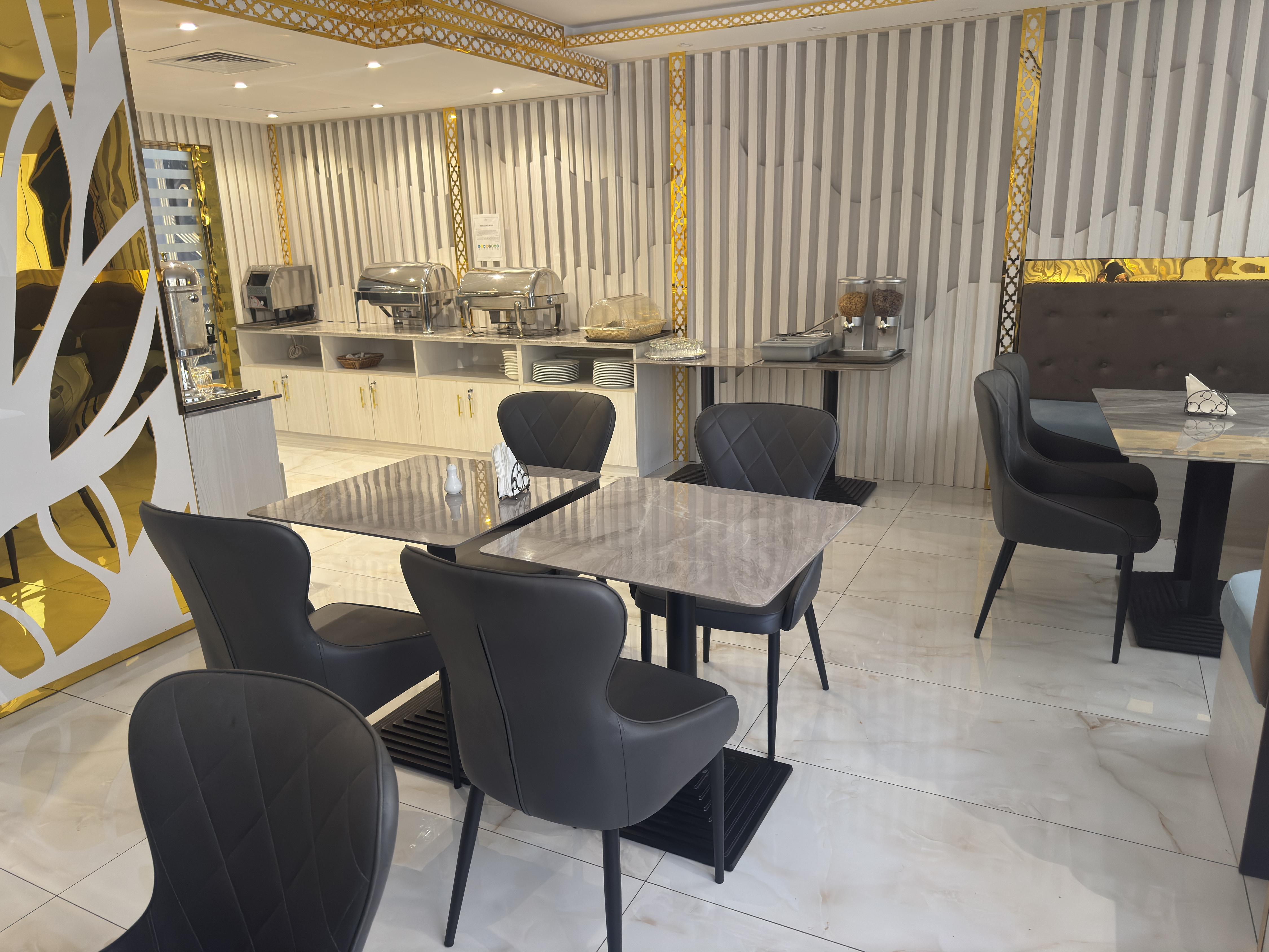 Coffee Shop