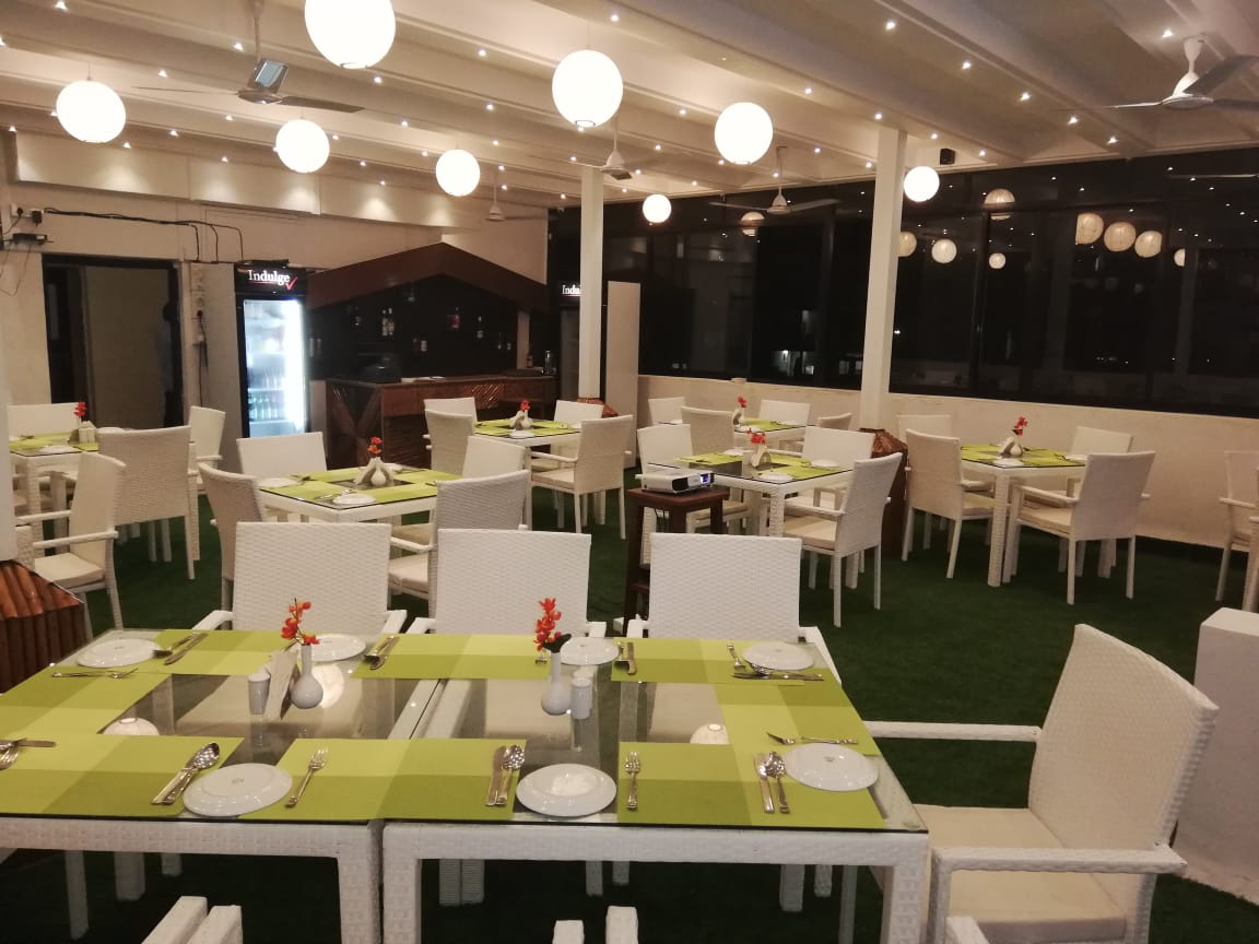 Geetas Kitchen &Bar