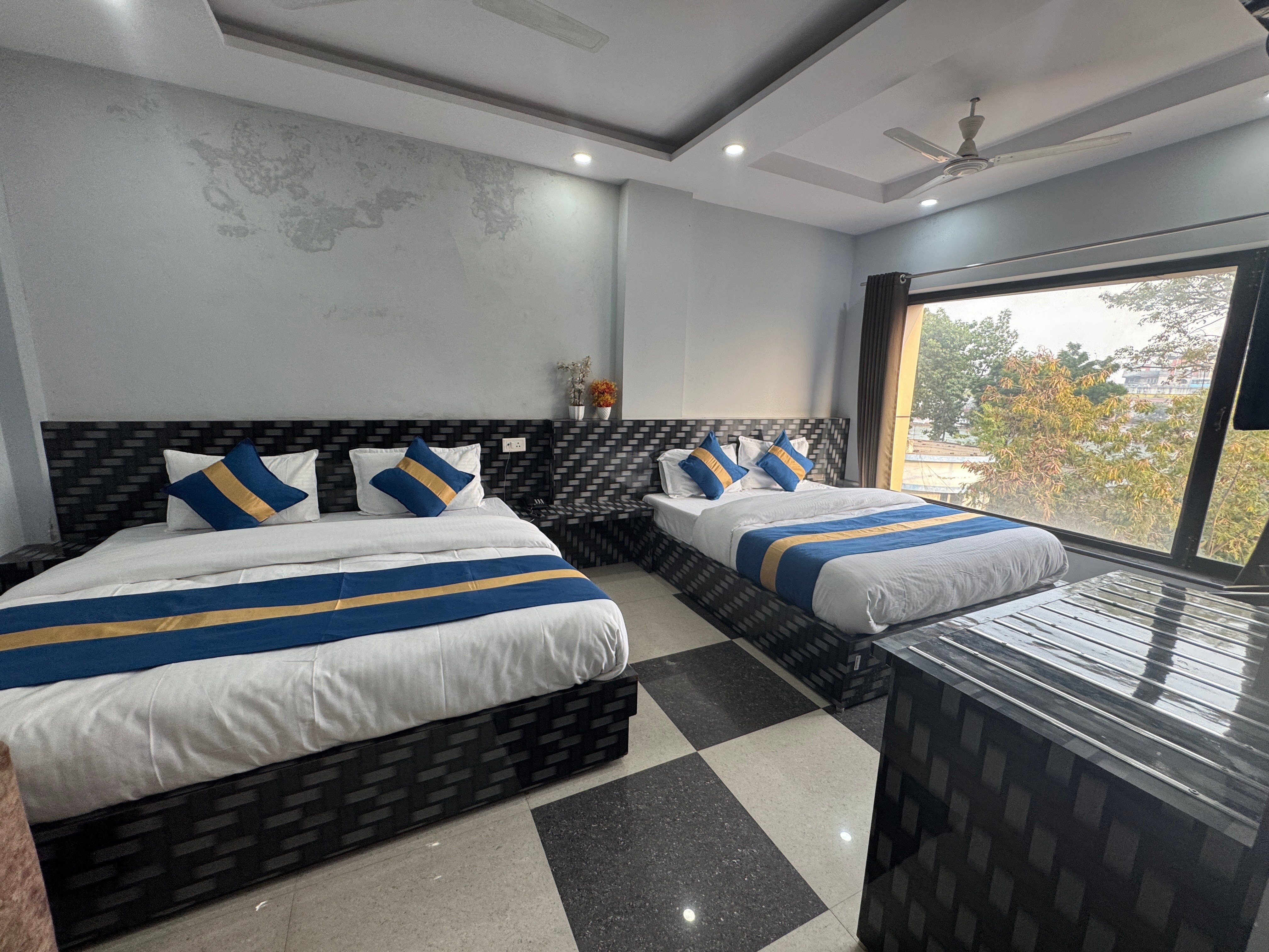 Photos of Hotel Suraj By T And M Hotels - Haridwar Hotel on Goibibo