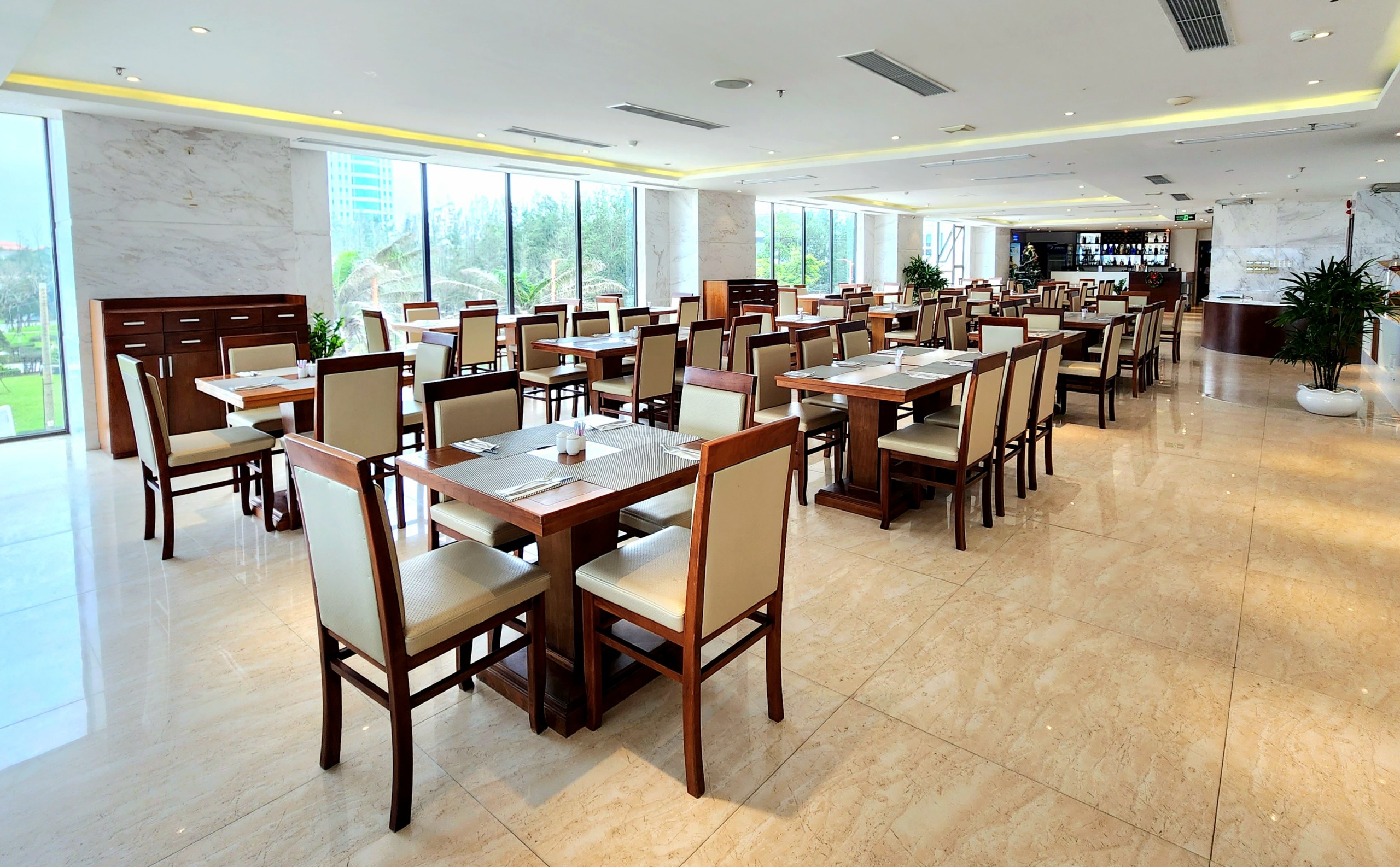 Pello Restaurant