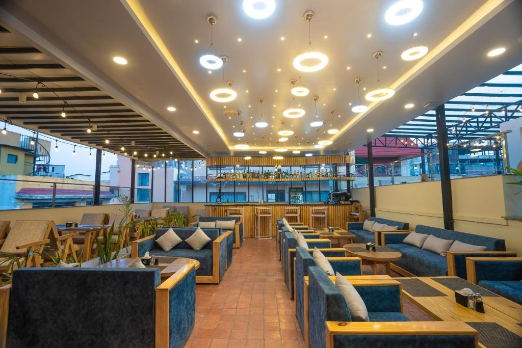 Sky Watch Restaurant and Bar