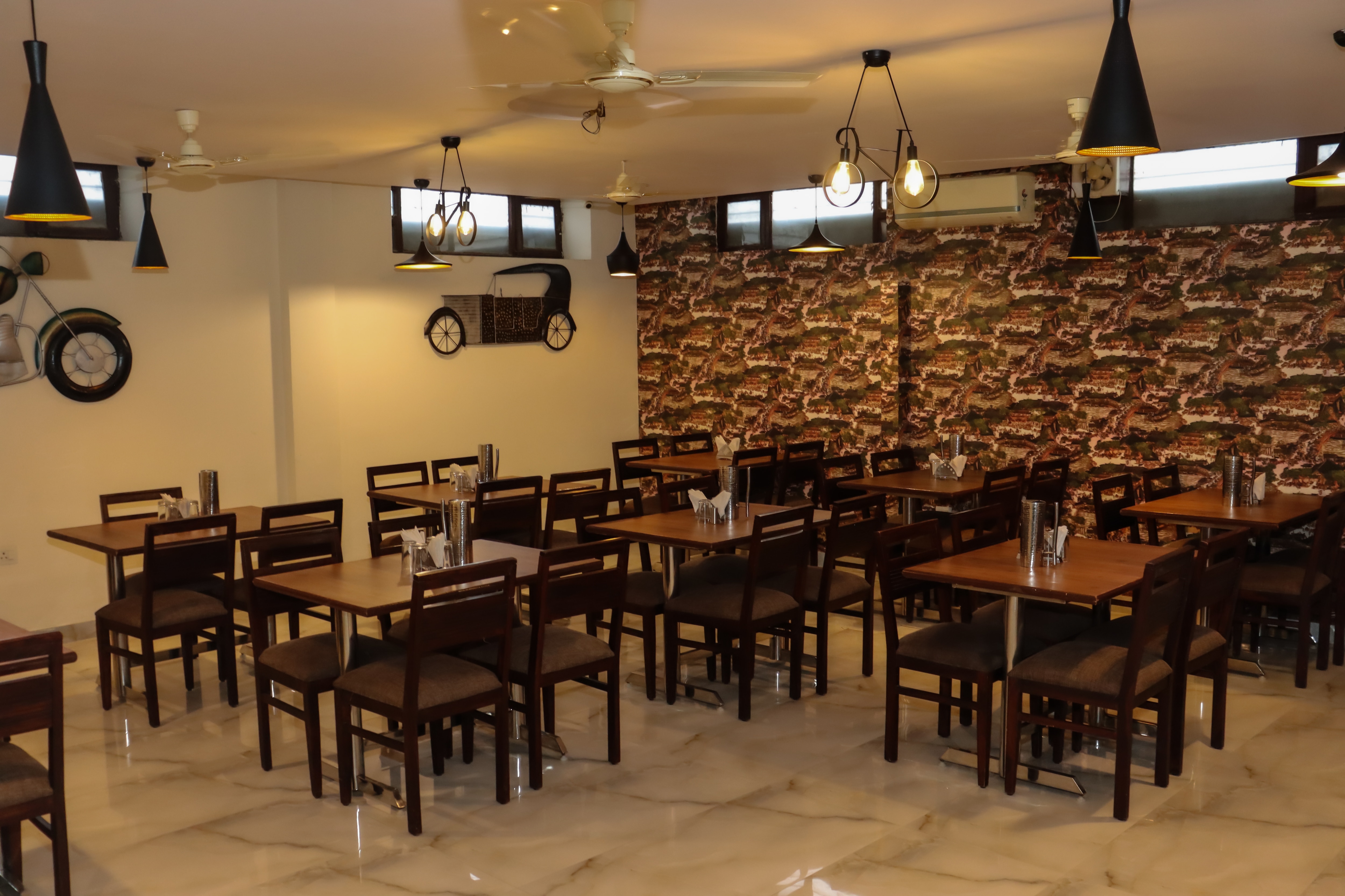 The Grand Kukas Restaurants