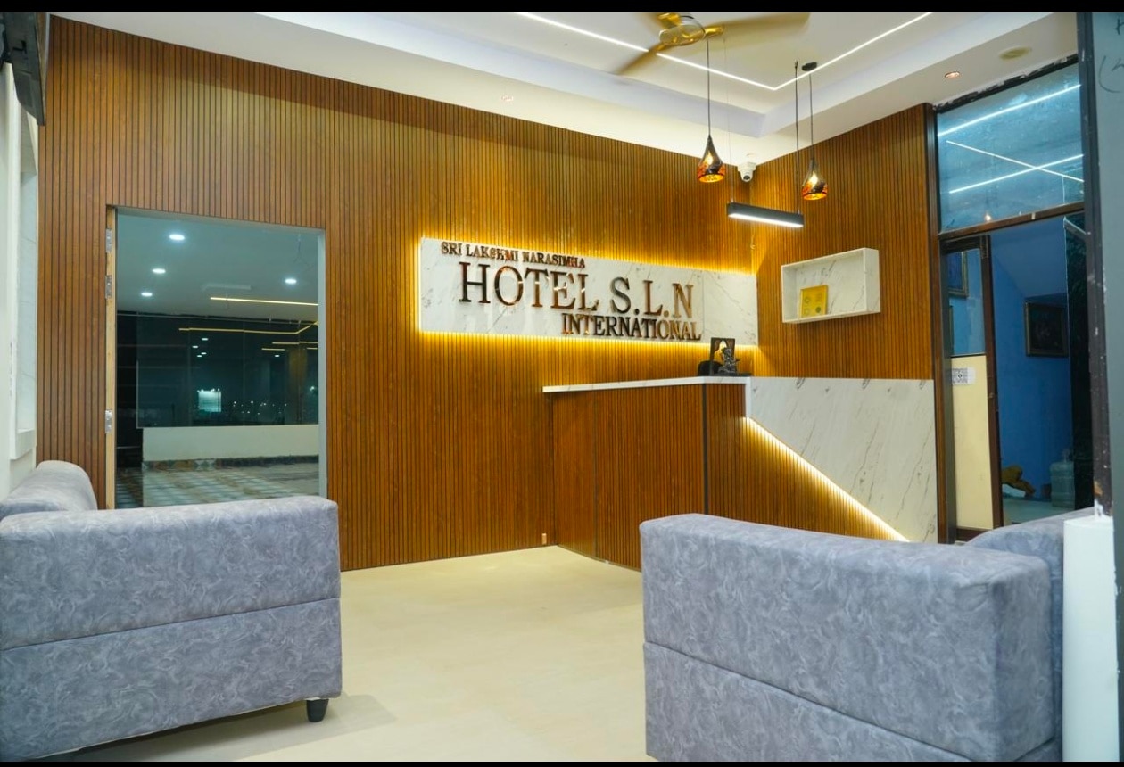 Sri laxmi Narasimha Hotel 𝗕𝗢𝗢𝗞 Hyderabad Hotel