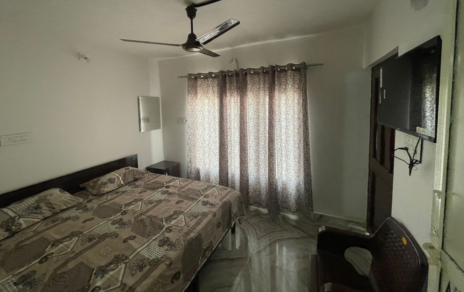 HOTEL GREY INN 𝗕𝗢𝗢𝗞 Jammu Hotel